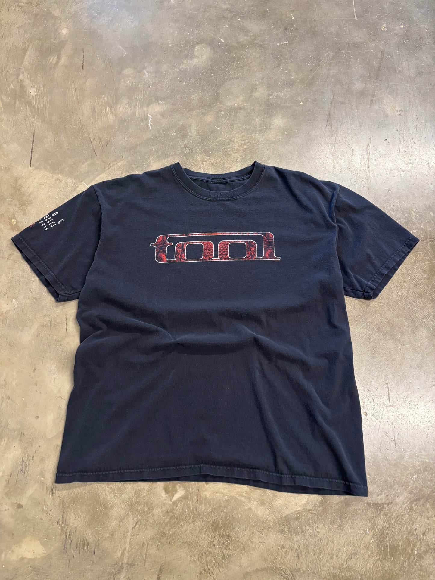 Vintage Tool Band shirt size xl