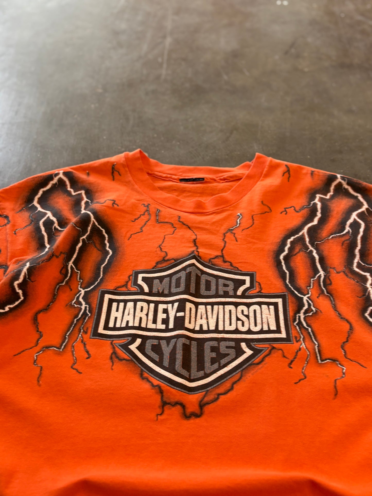 Vintage Harley Davidson Lightning AOP shirt size xl