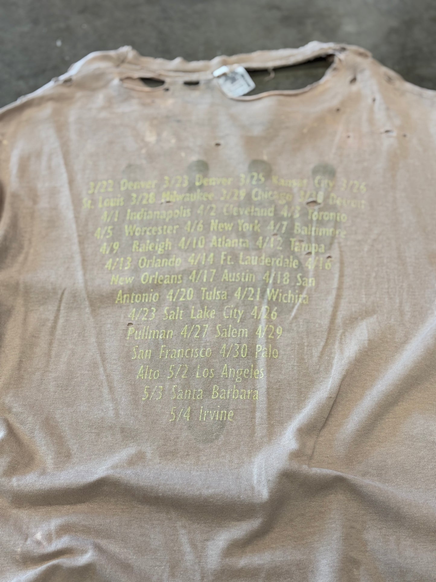 Vintage Thrashed Foo Fighters Bowling Pins shirt size XL