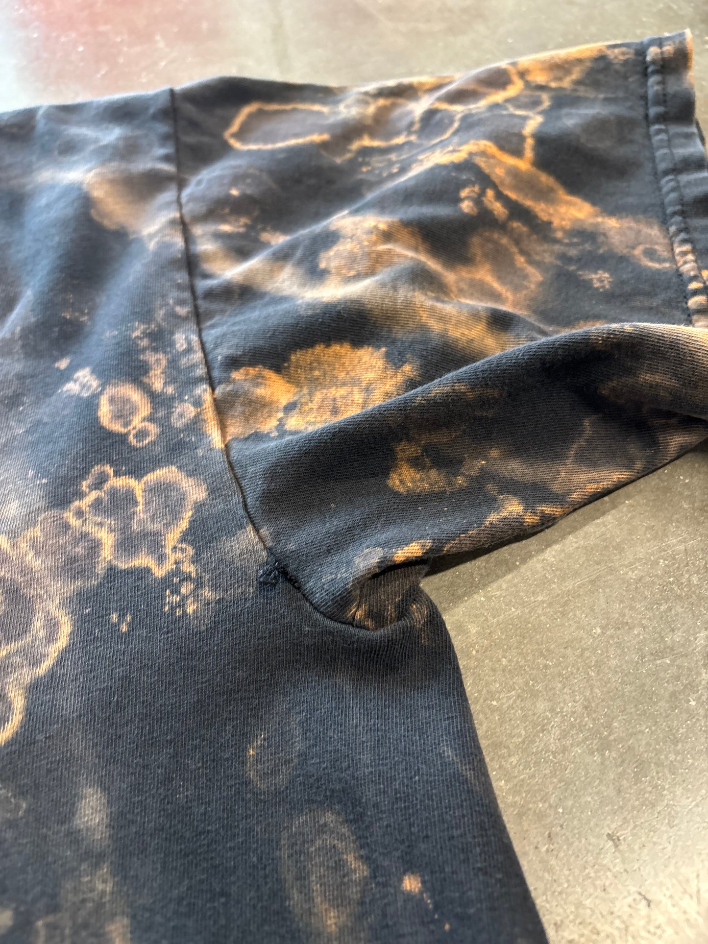 Vintage Nirvana bleached out vestibule shirt size large