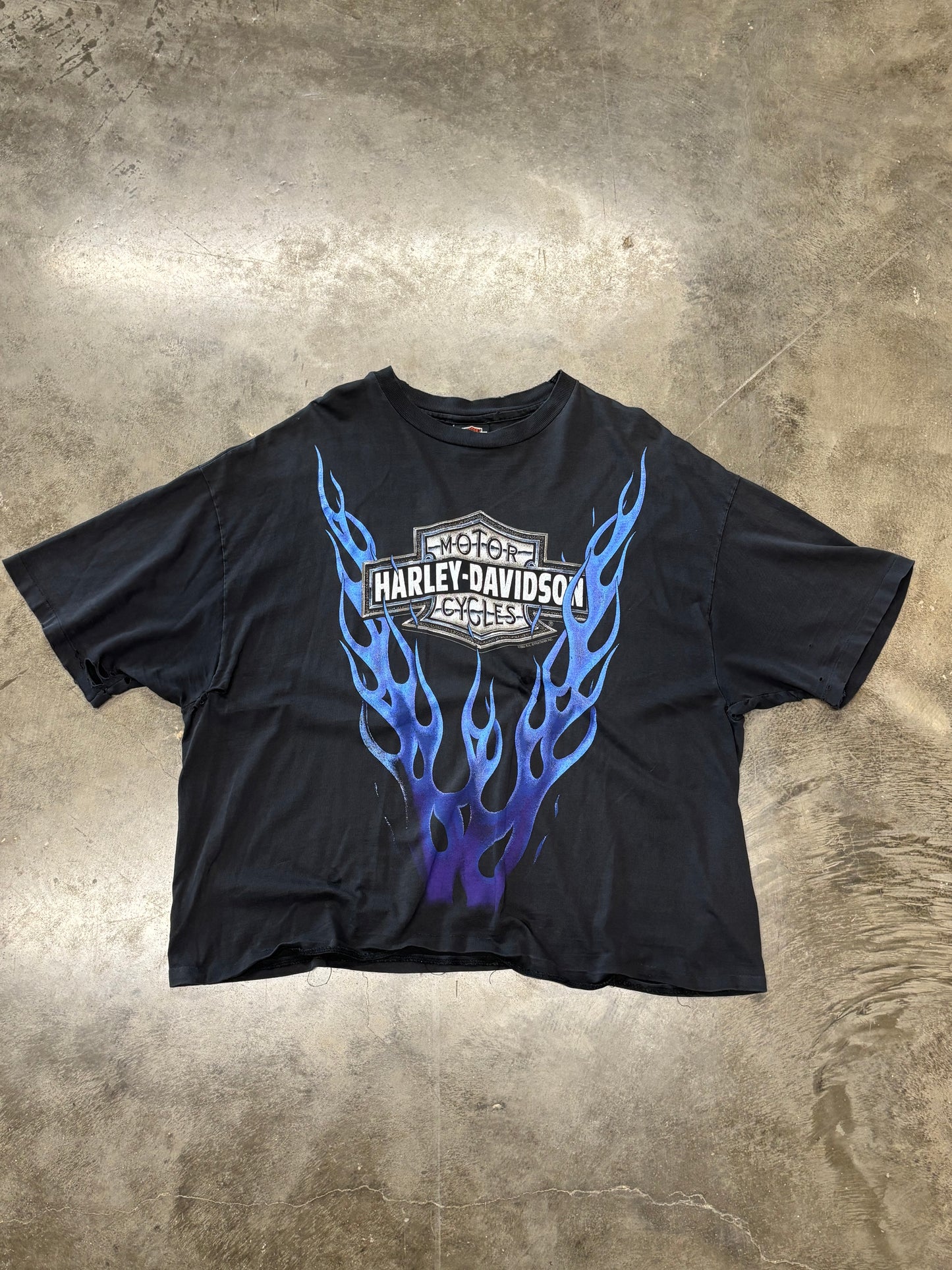 Vintage Boxy and Thrashed Harley Davidson Blue Flame Long sleeeve size XXL