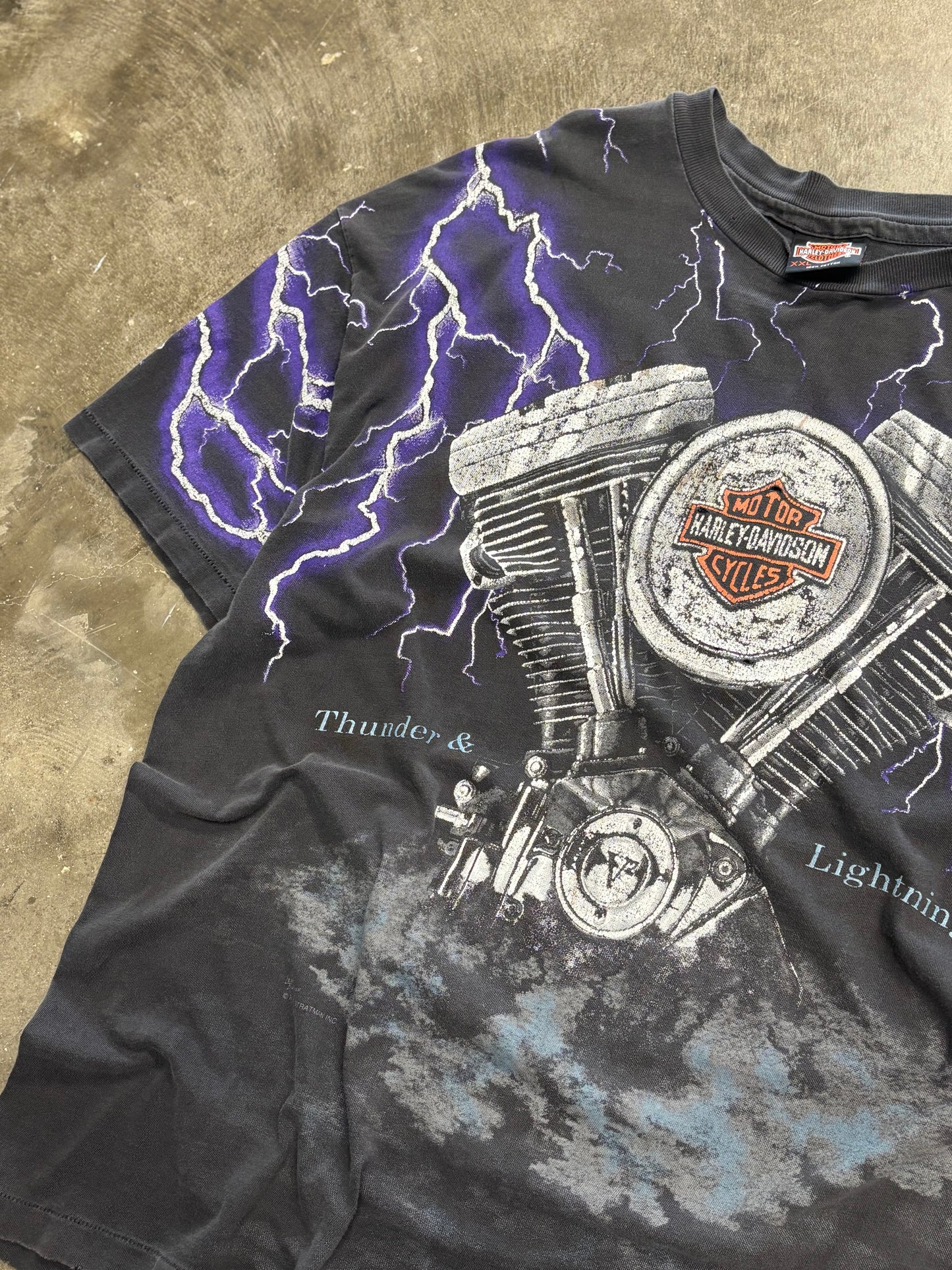 Vintage Thrashed Harley Davidson Purple Lightning engine shirt size xxl