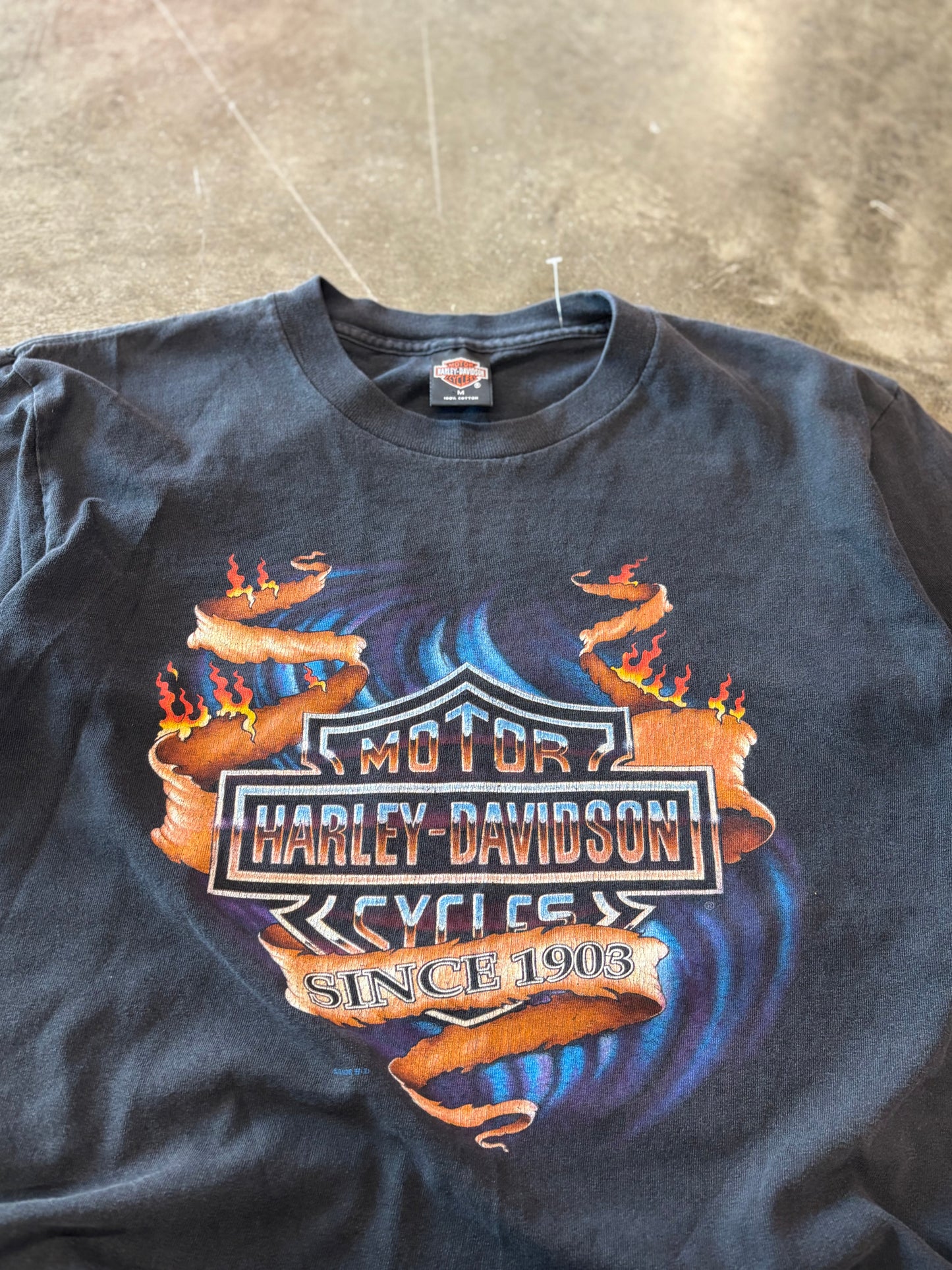 Vintage Harley Davidson Flaming shield shirt size medium