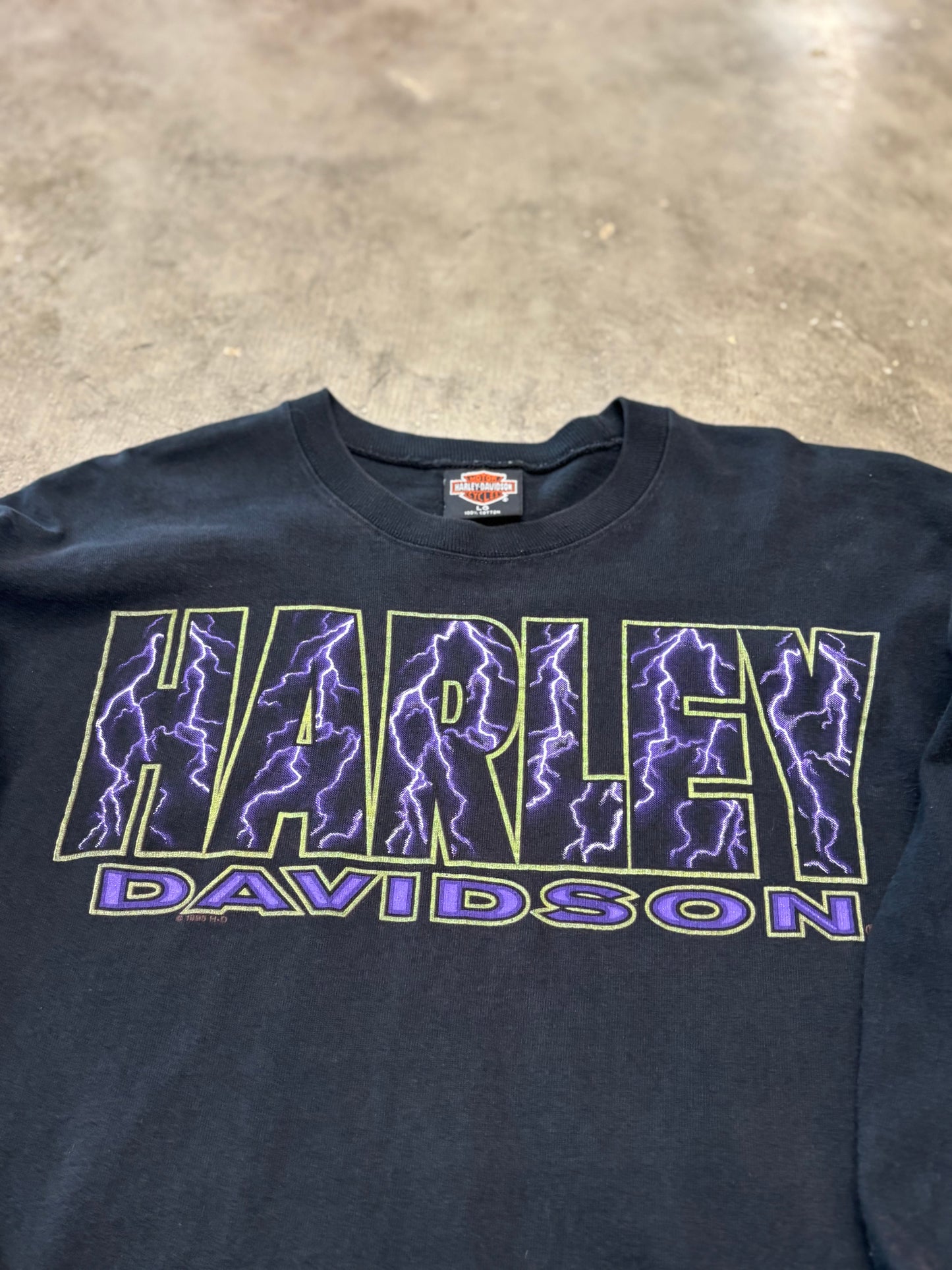 Vintage 90’s Harley Davidson Lightning long sleeve size large