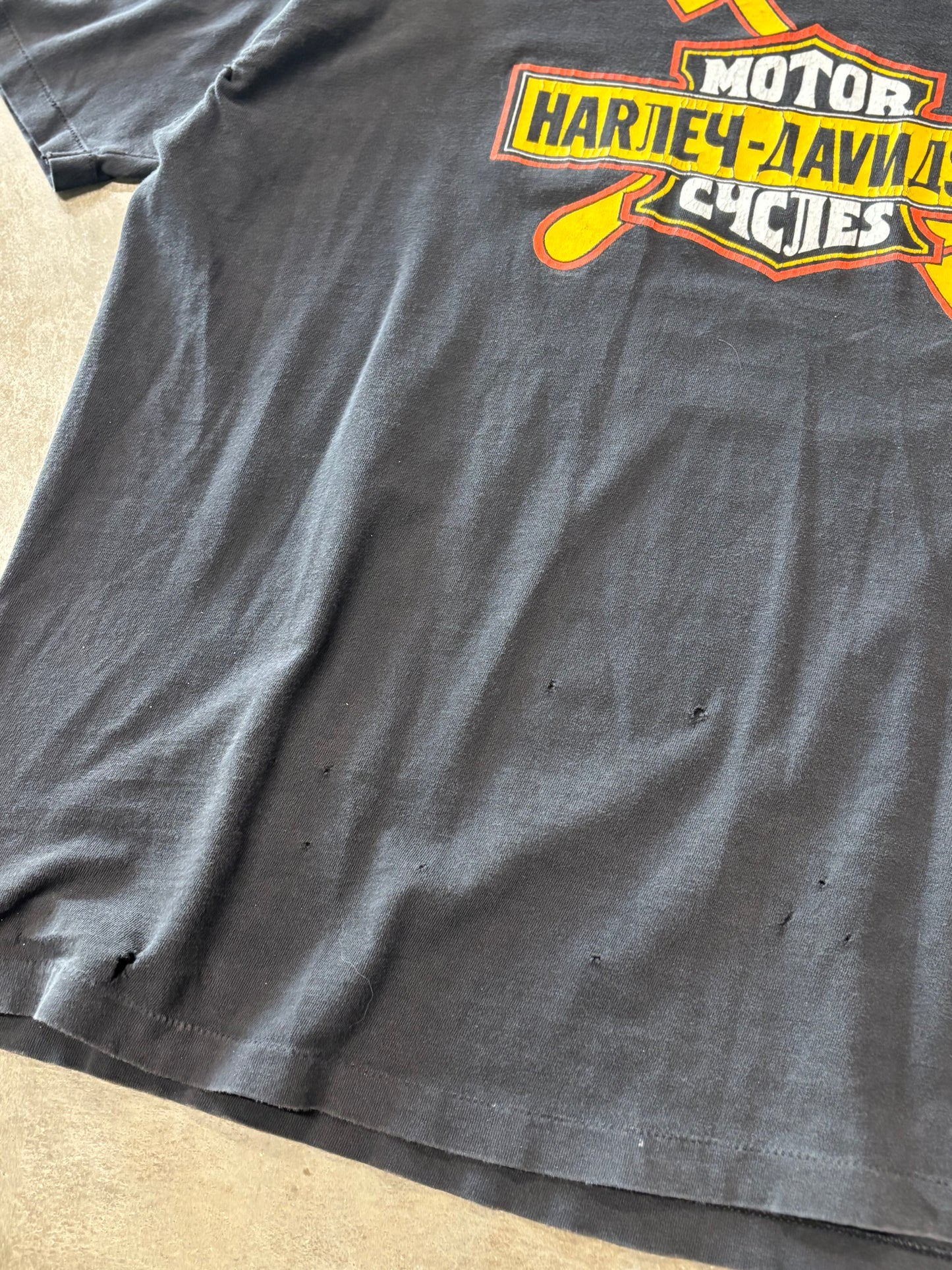 Vintage Harley Russia shirt size extra large