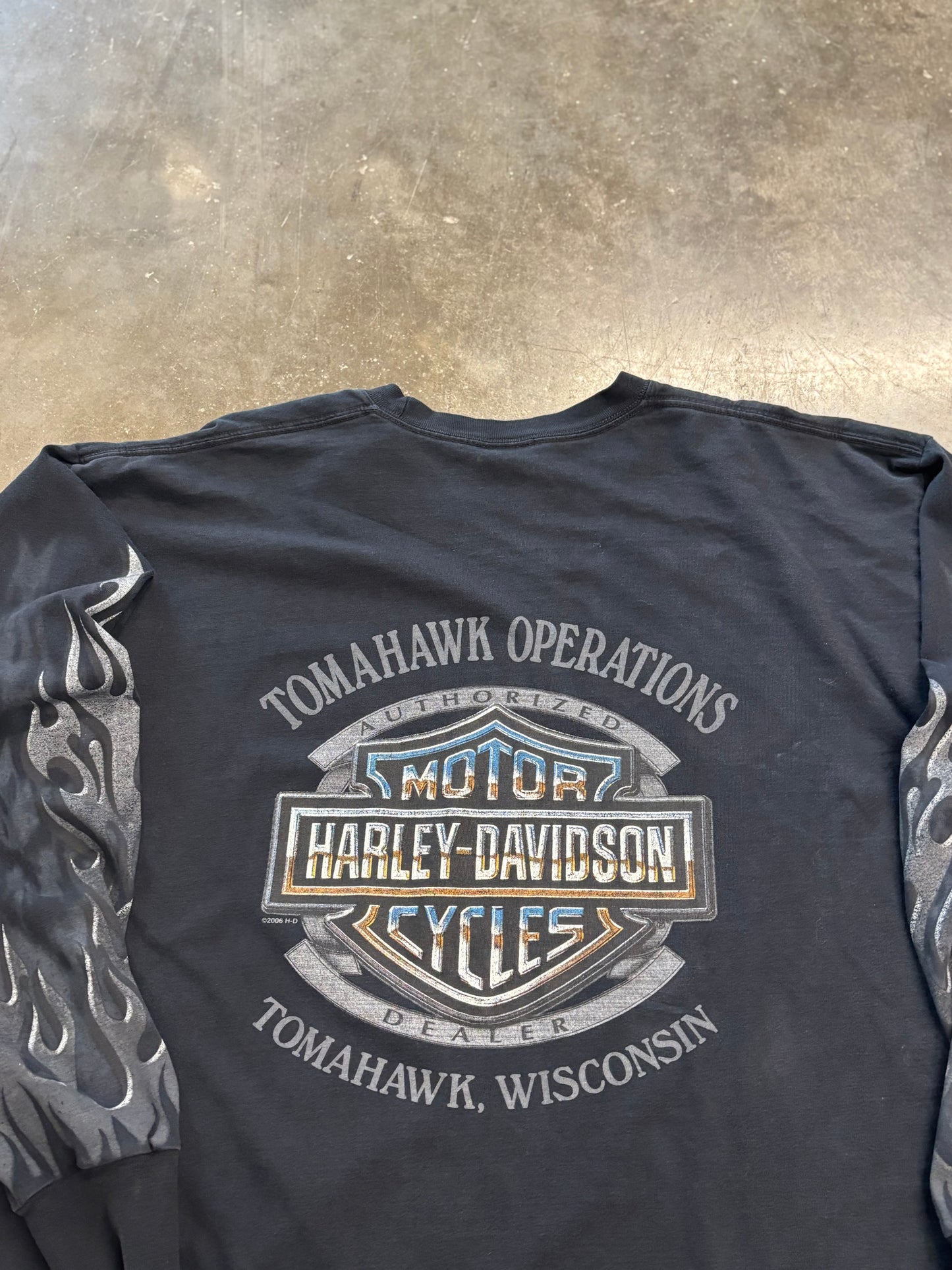 Vintage Harley Davidson Chrome Flame long sleeve size XXL