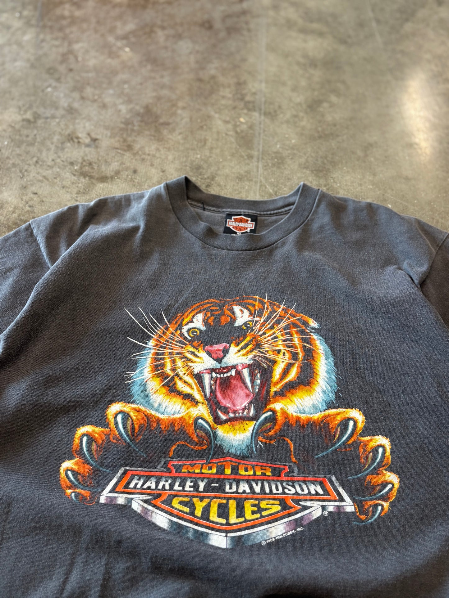 RAWR vintage 80’s Harley Davidson Tiger shirt size xl