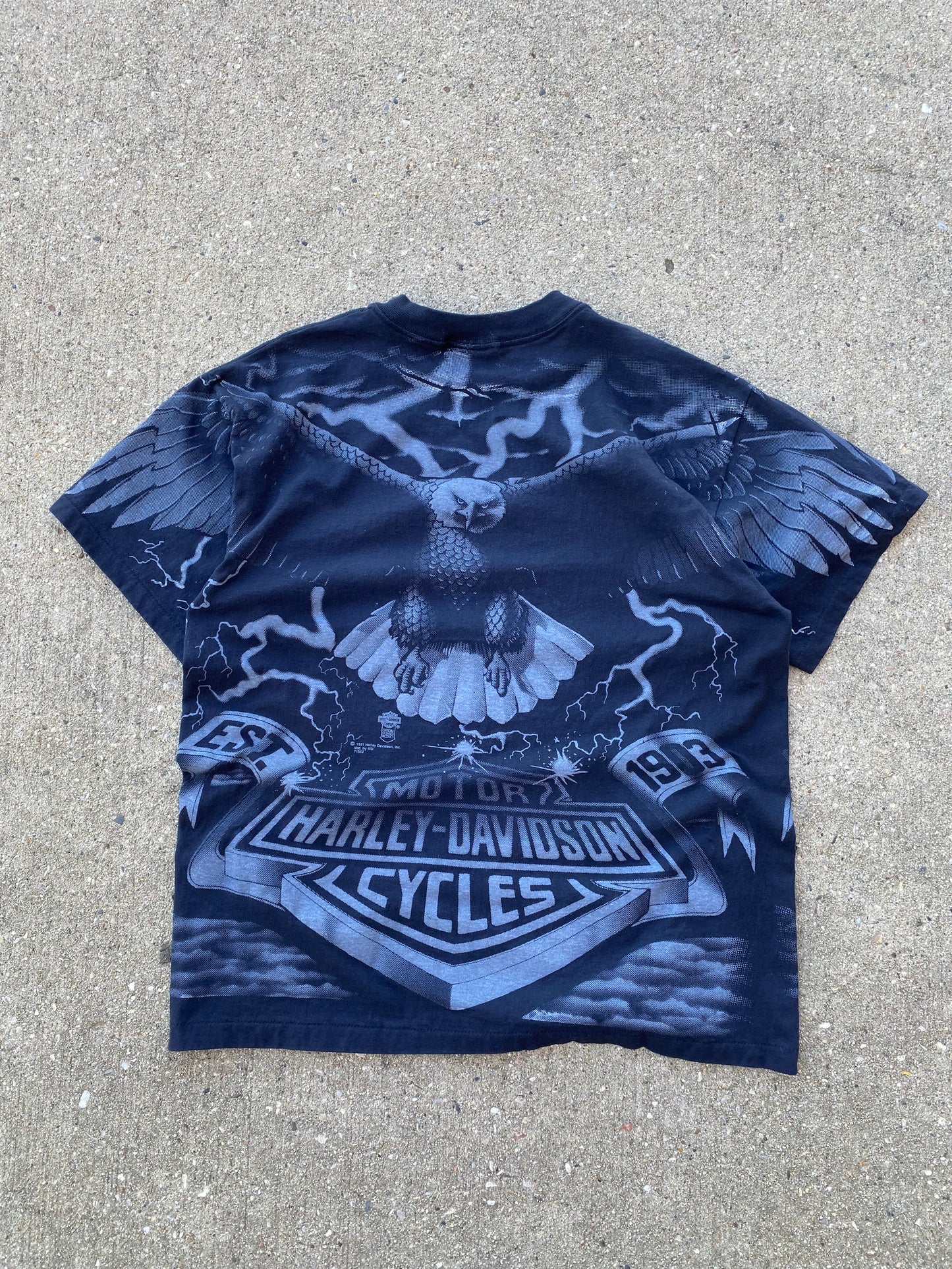 Vintage Harley Davidson Lightning Eagle AOP size extra large shirt