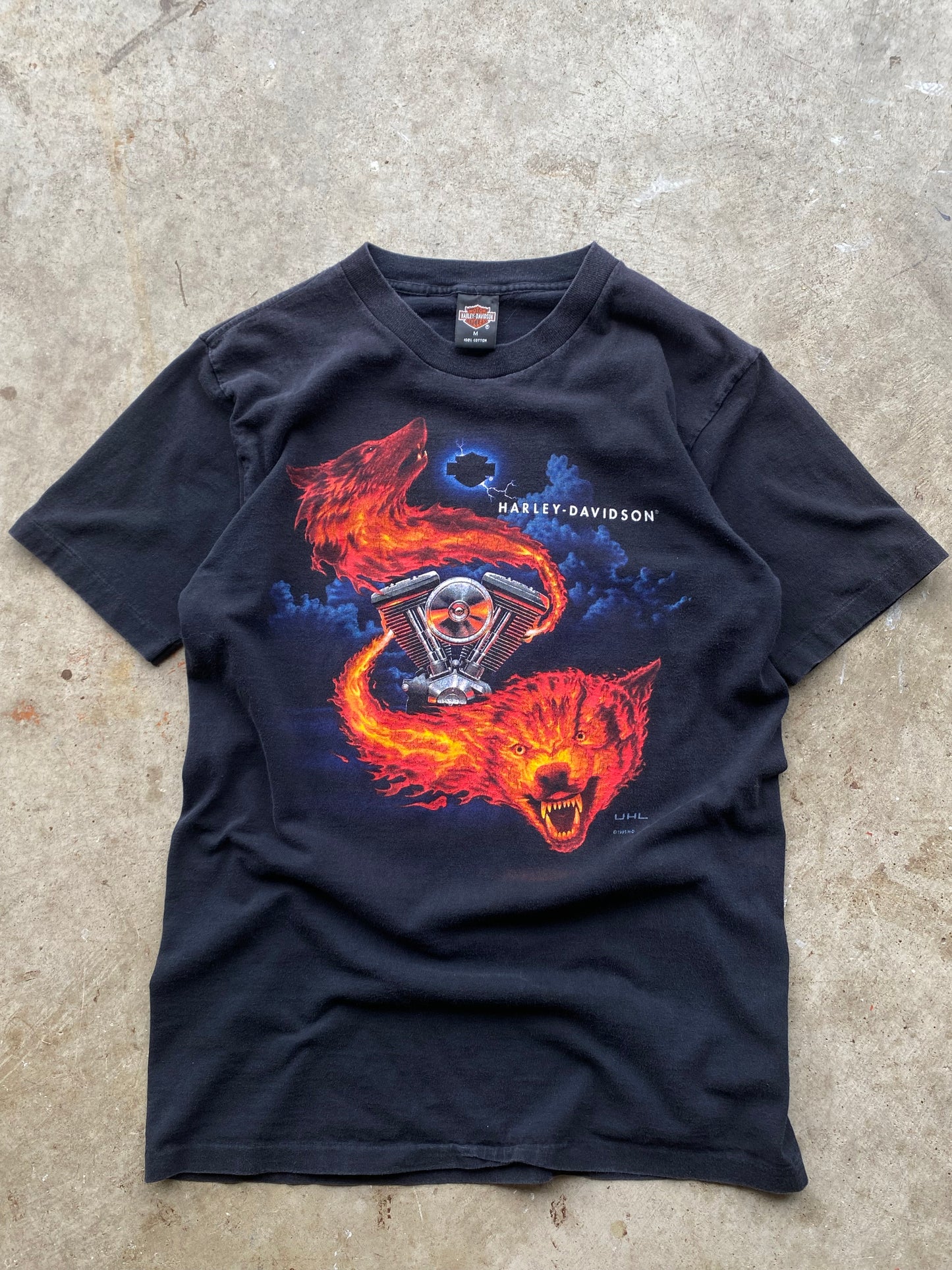 Vintage Harley Davidson Flaming wolf shirt size medium