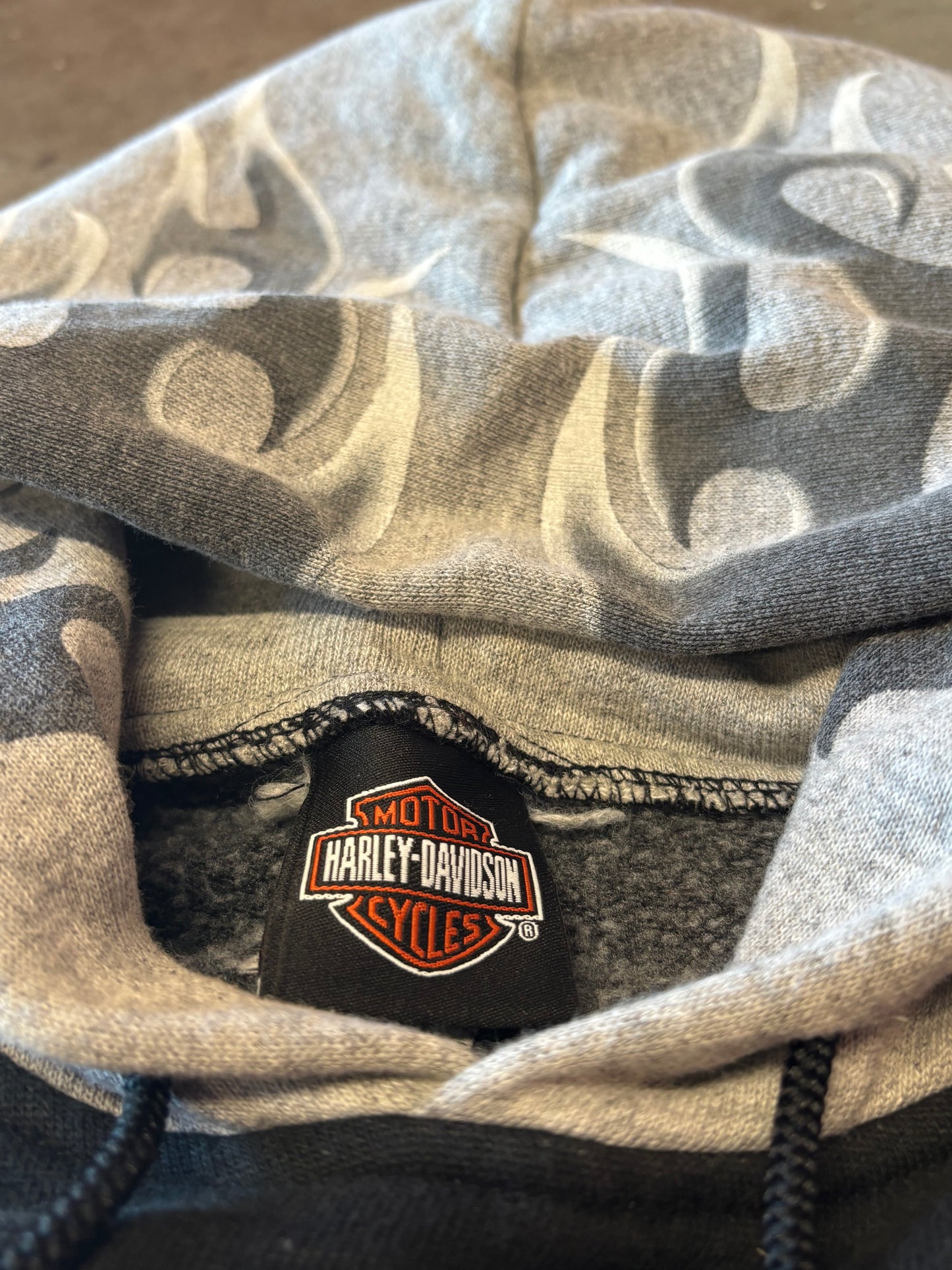 Vintage Harley Davidson Grey Flame hoodie size large
