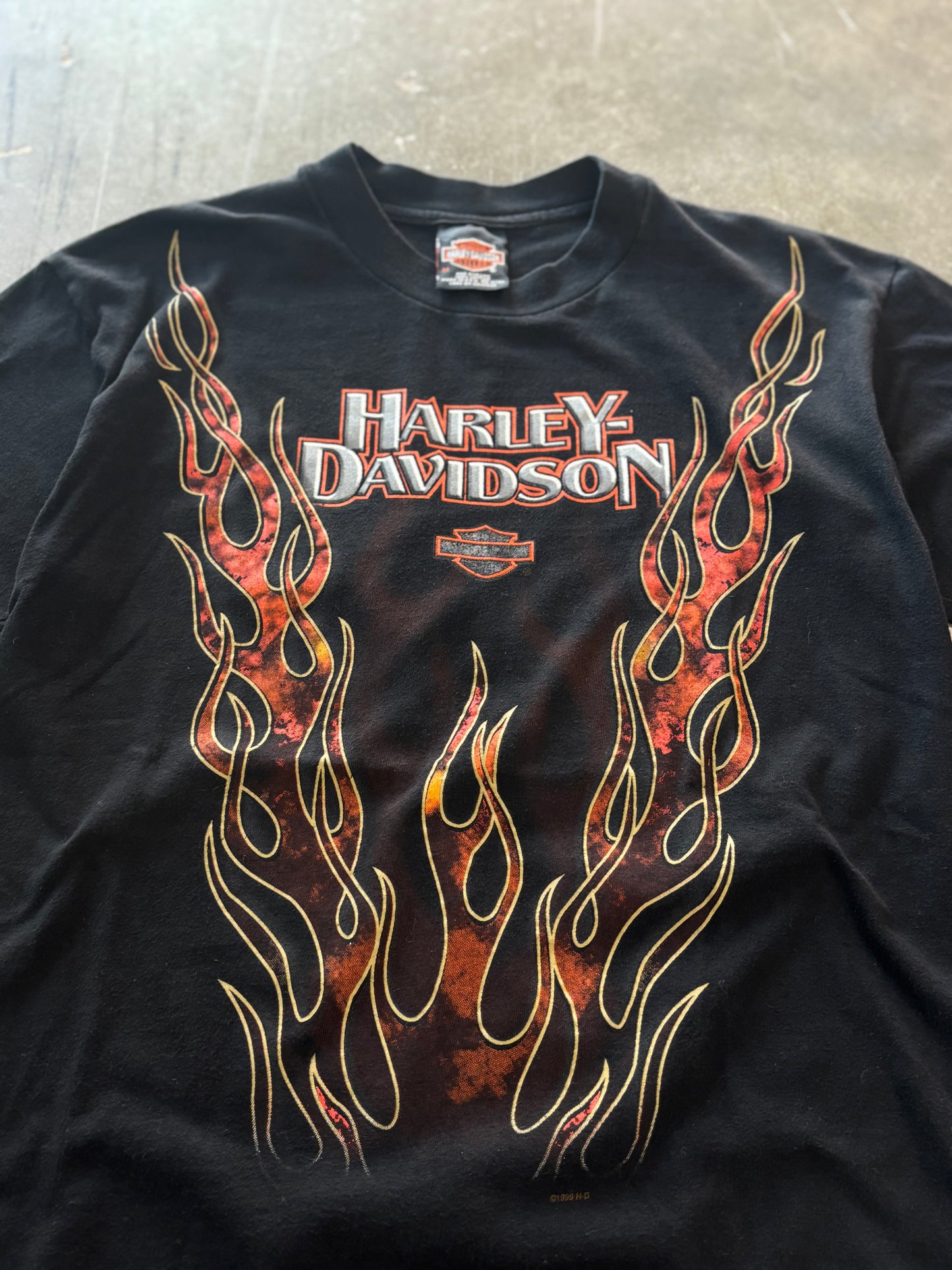 Vintage Harley Davidson Rising Flame shirt size medium