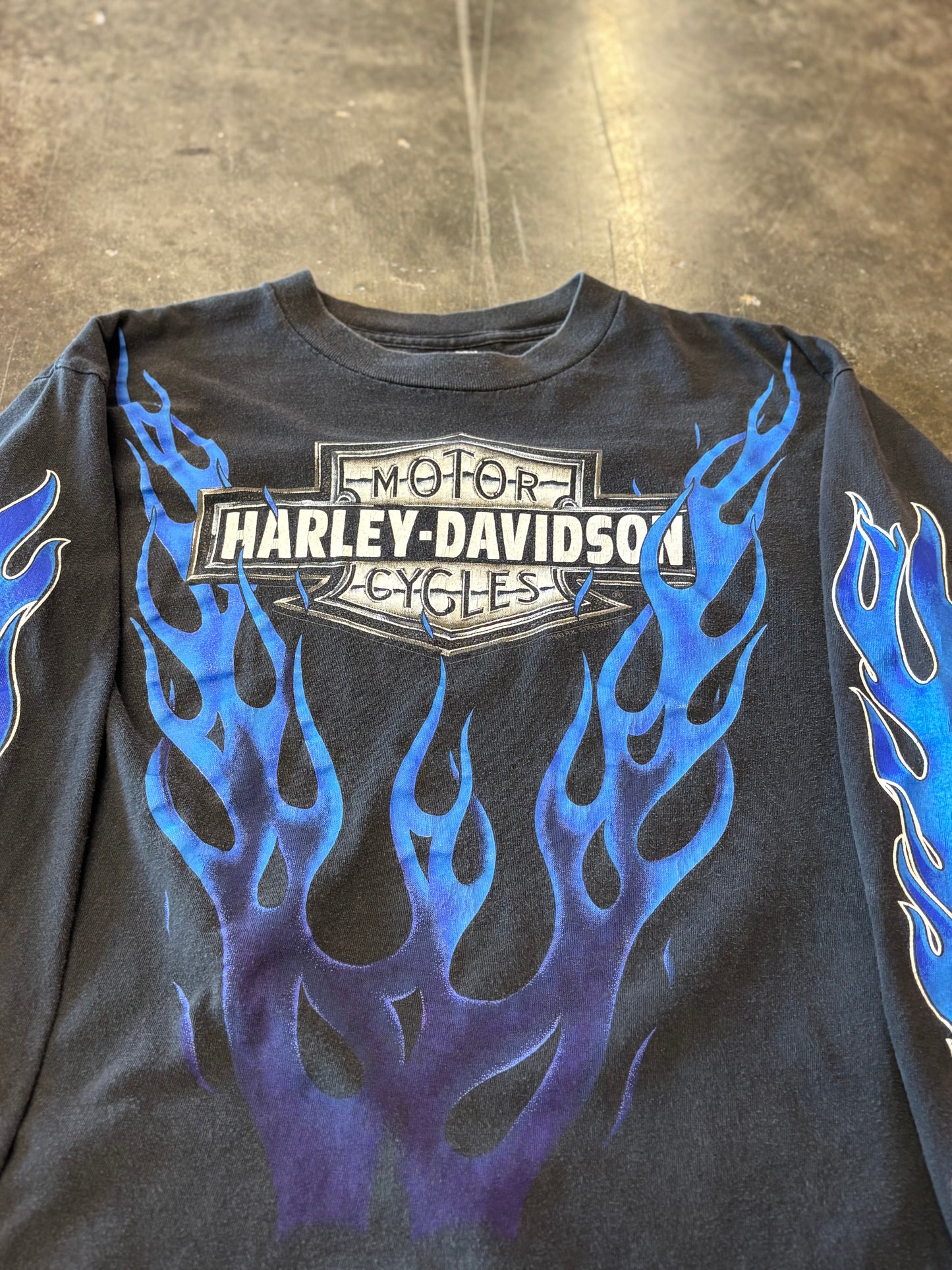 Vintage Harley Davidson V twin blue flame long sleeve size large