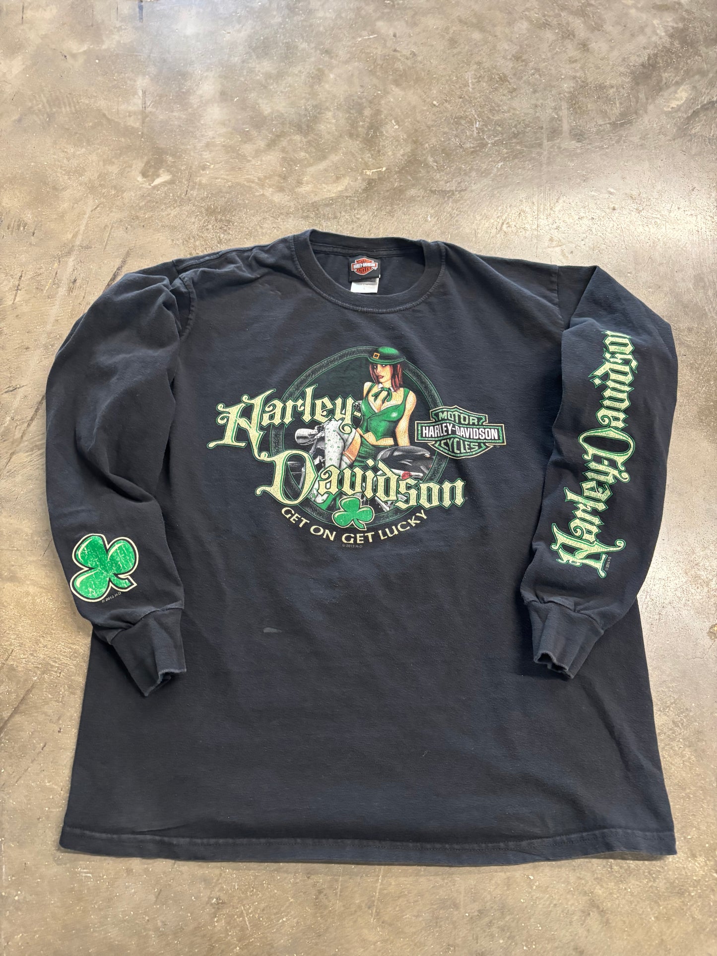 Y2K Shamrock Long sleeve size large