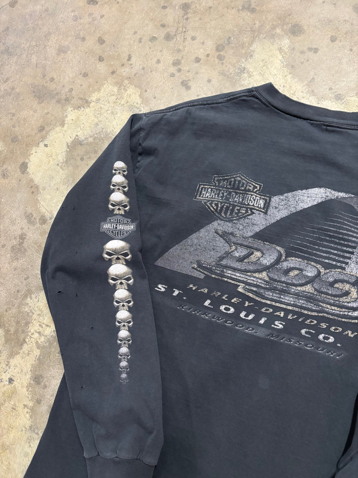 Vintage faded Harley Davidson skull pocket long sleeve size extra large