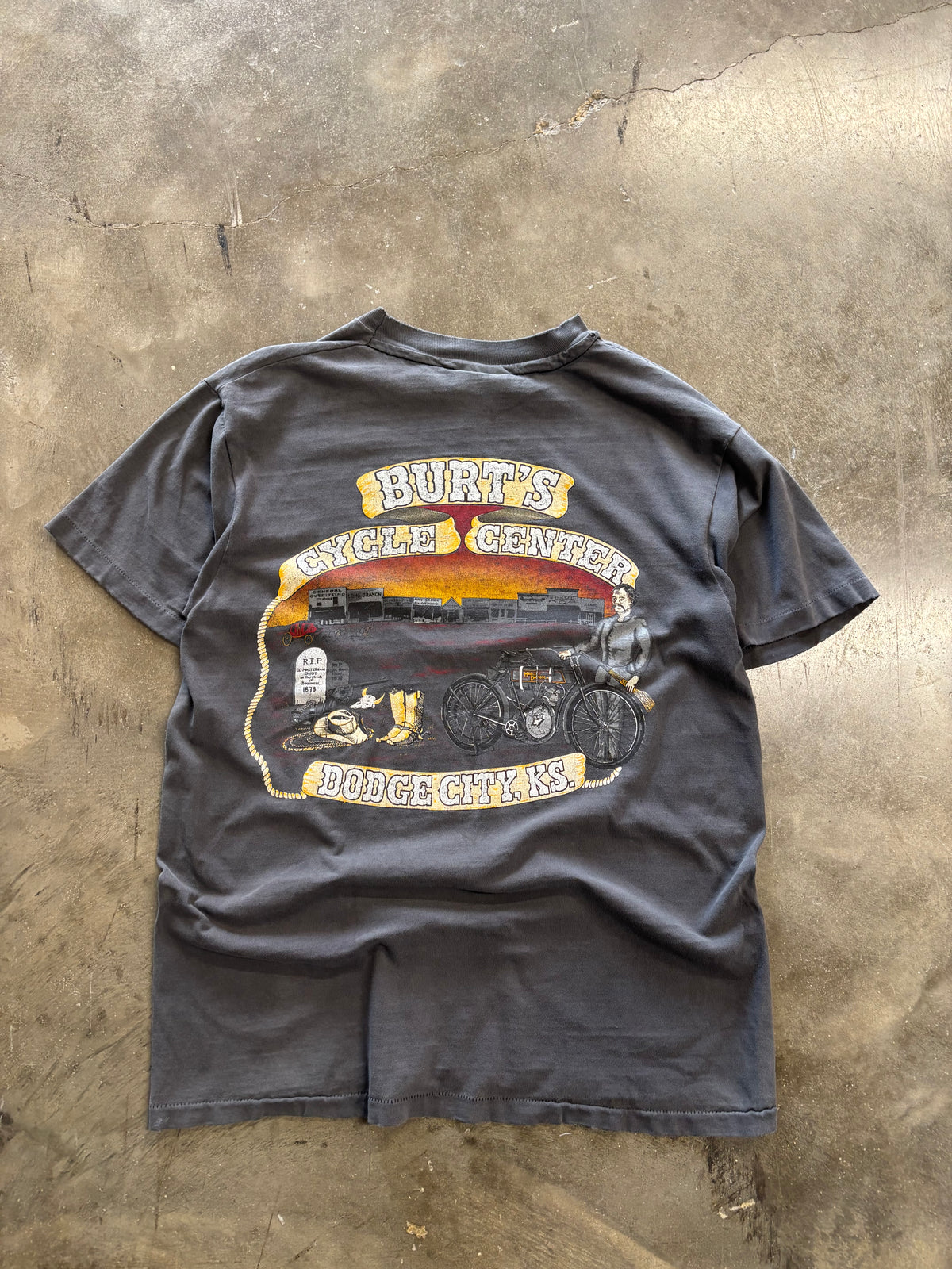 Vintage smoked out 80’s Harley Davidson real men wear black shirt size large