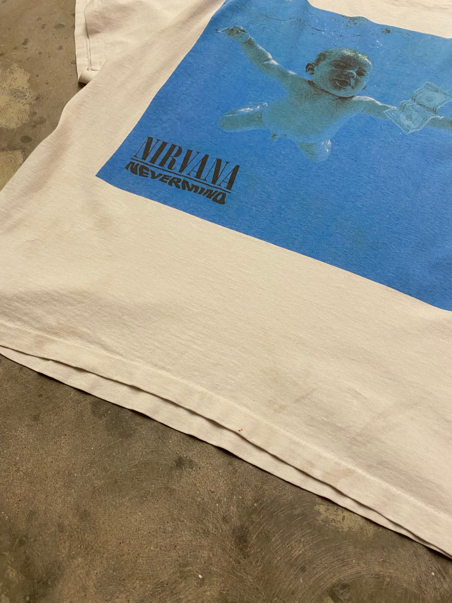 Vintage Nirvana 1992 NEVERMIND shirt size extra large