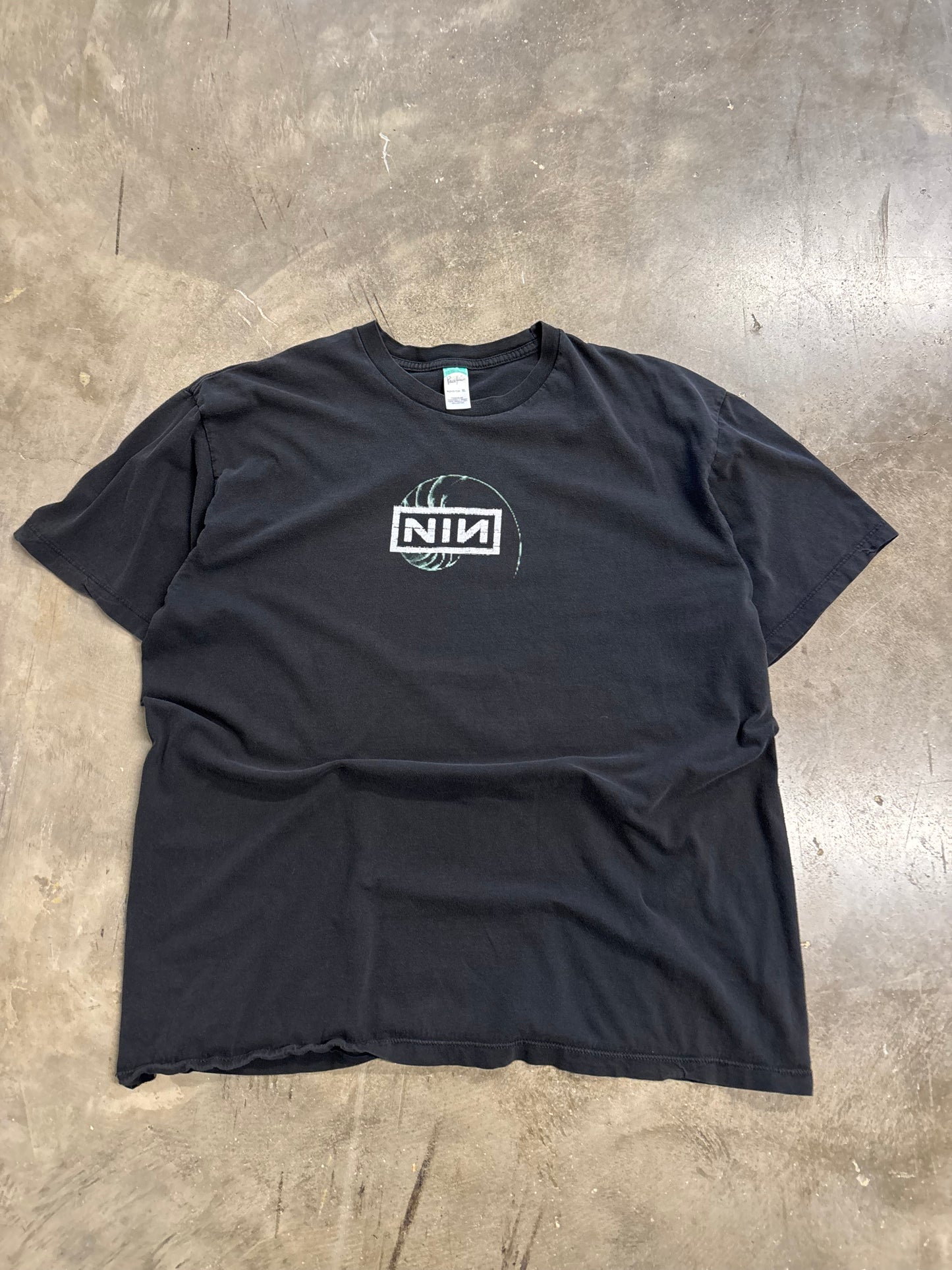 2000’s Nine Inch nails shirt size xl
