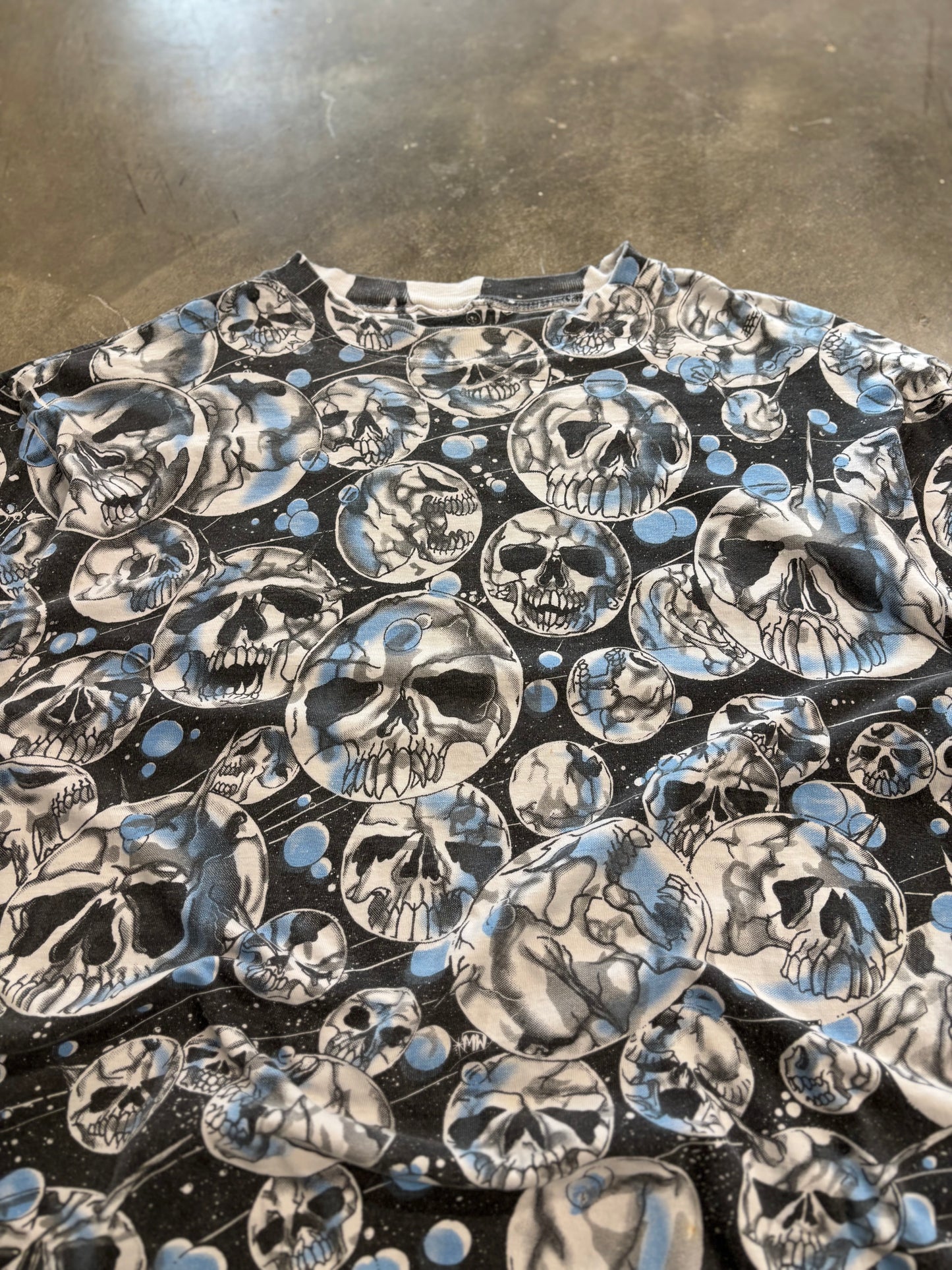 Vintage Skullpile AOP shirt size XL