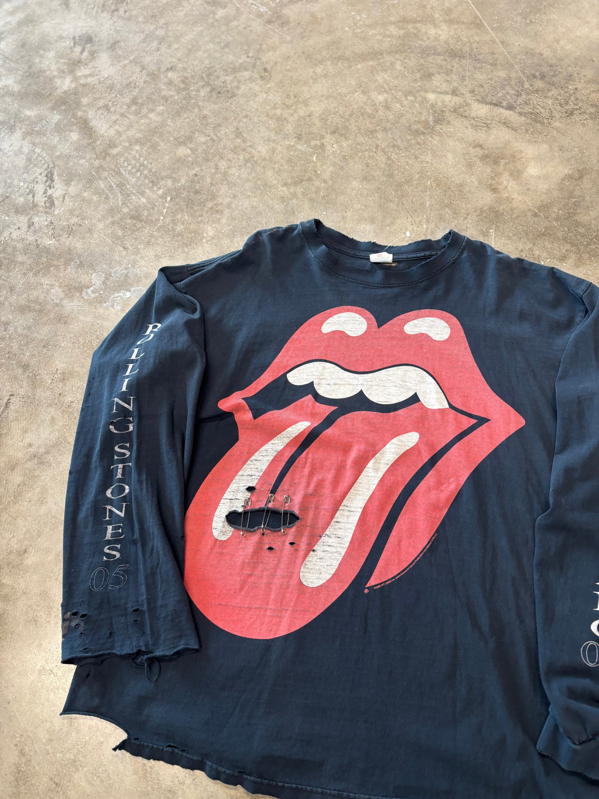 Vintage Thrashed and Destroyed Rolling Stones long sleeve size xxl