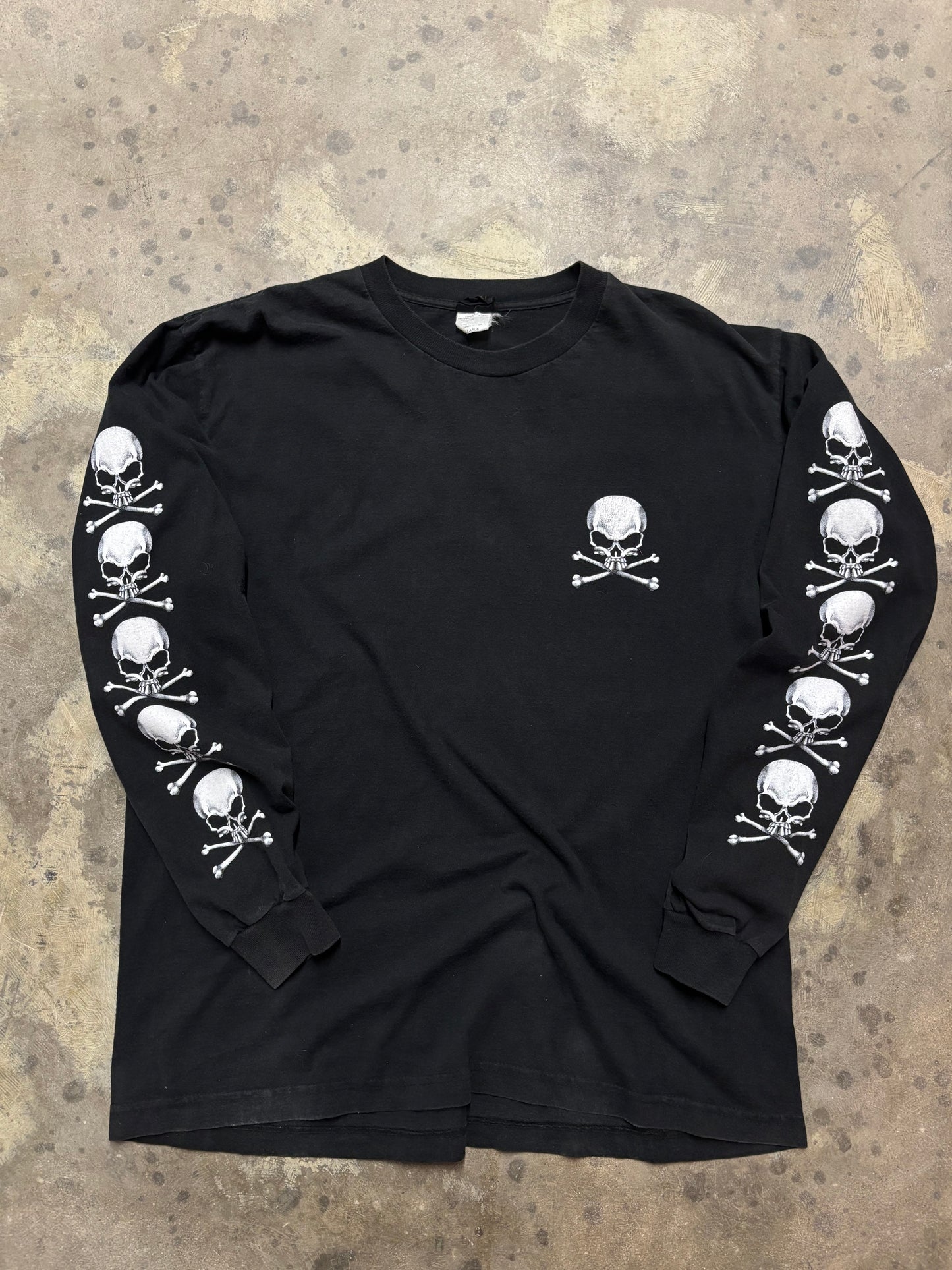 Vintage Skull longsleeve shirt size large