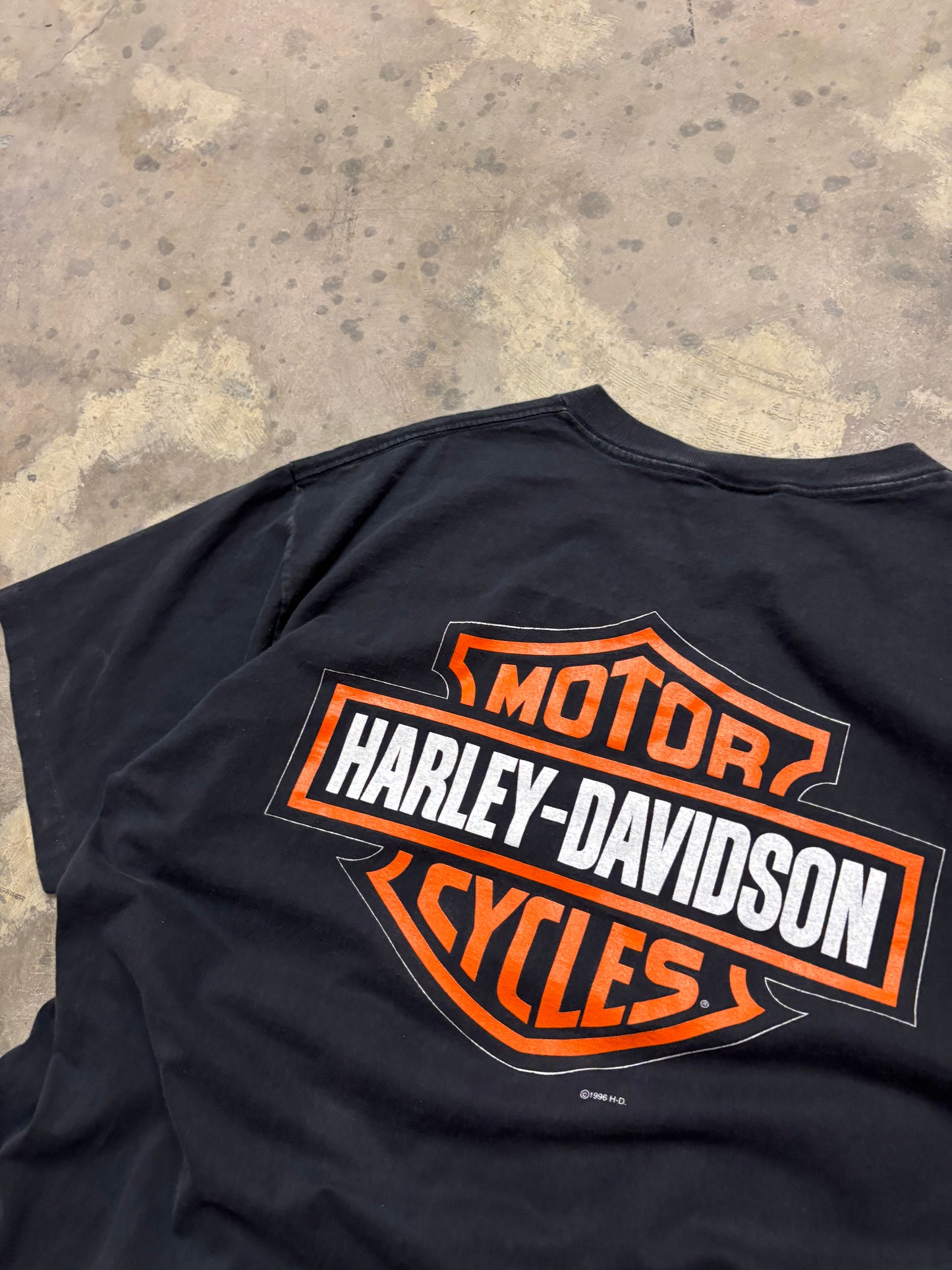 Vintage Harley Davidson big logo shirt size XL