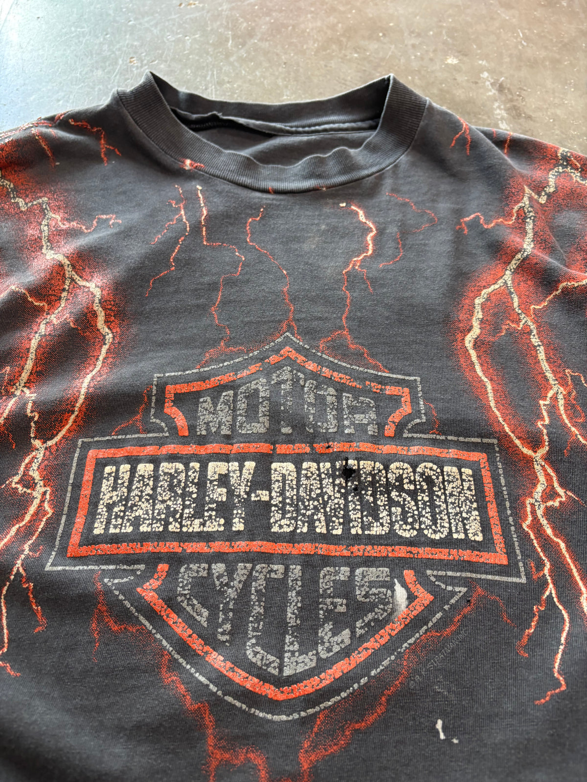 Vintage Harley Davidson faded out lighting shirt size extra large