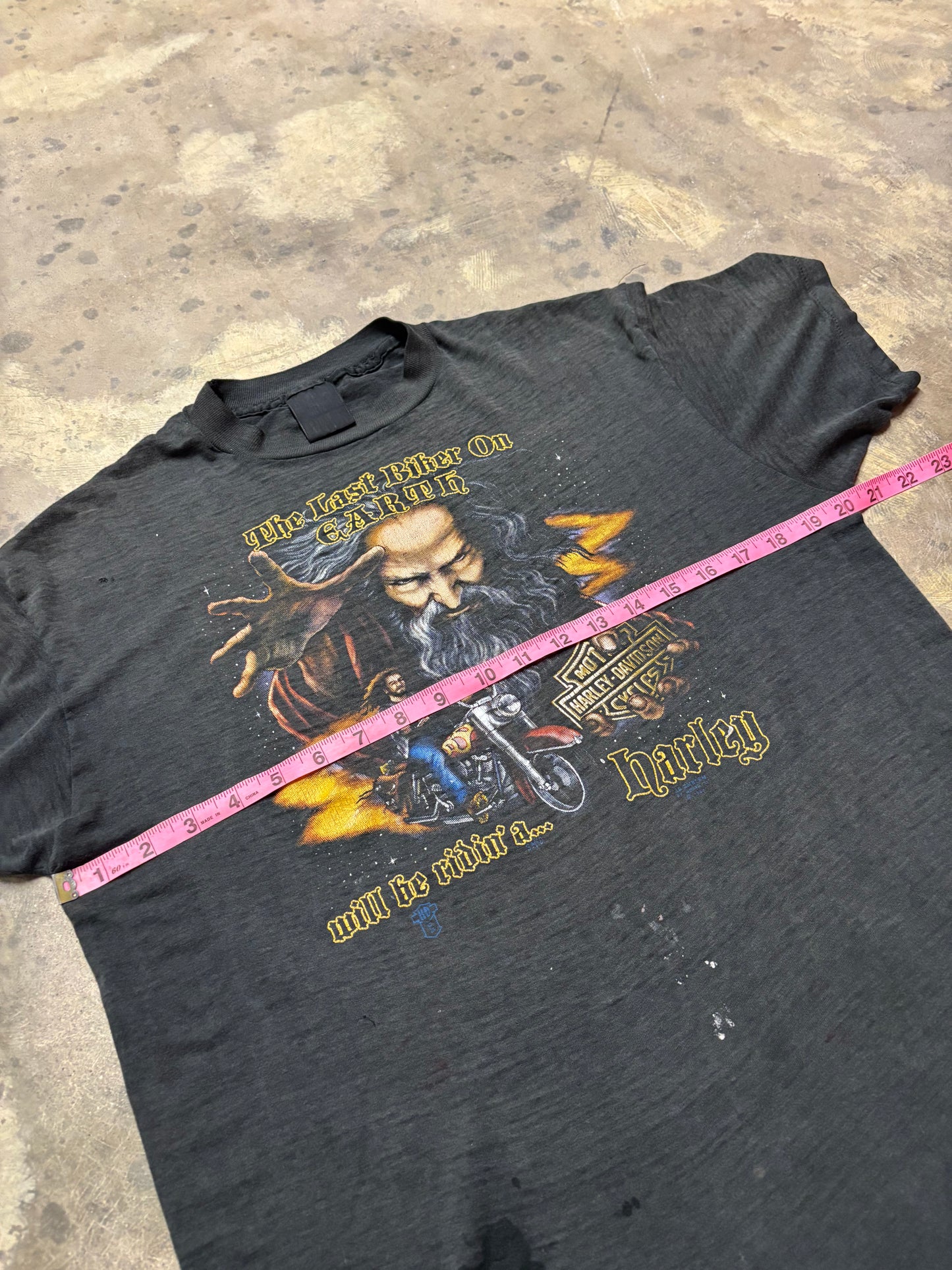 Vintage Harley Davidson 3D Emblem Last Biker on earth shirt size large