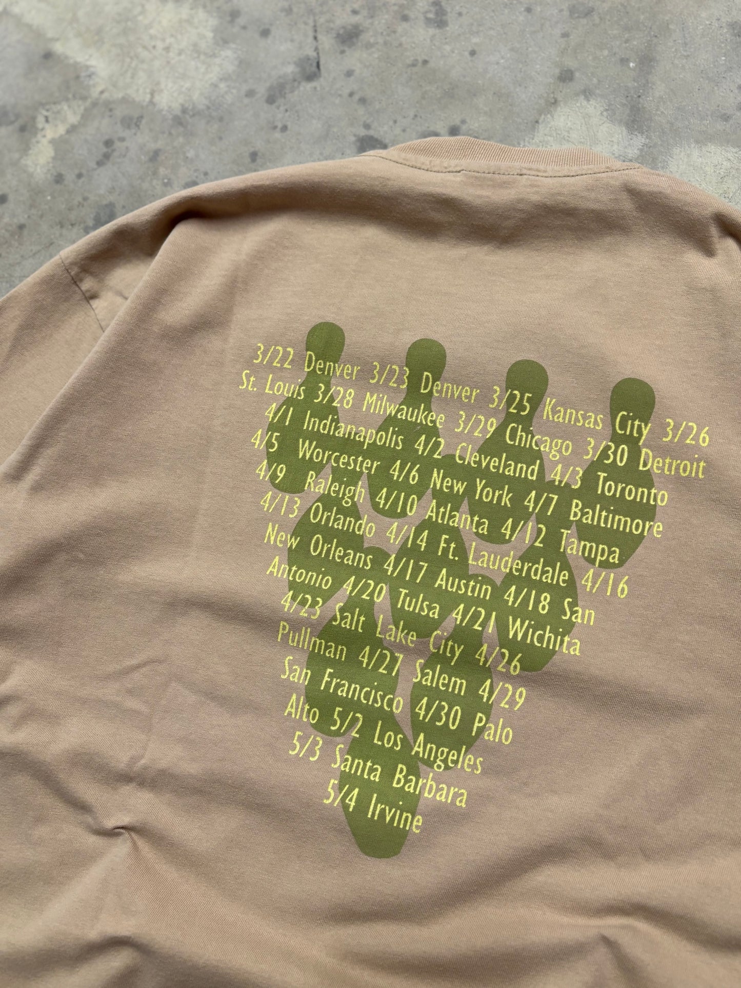 Vintage The Foo Fighters shirt size extra large