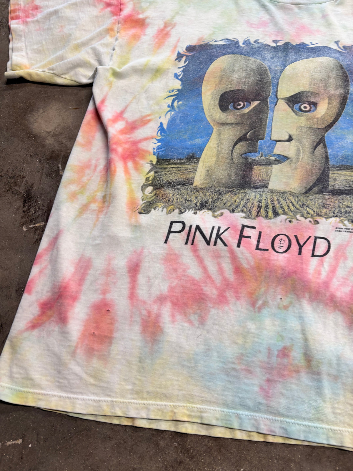 Vintage Tie Dye Pink Floyd Division Bell shirt size Extra large