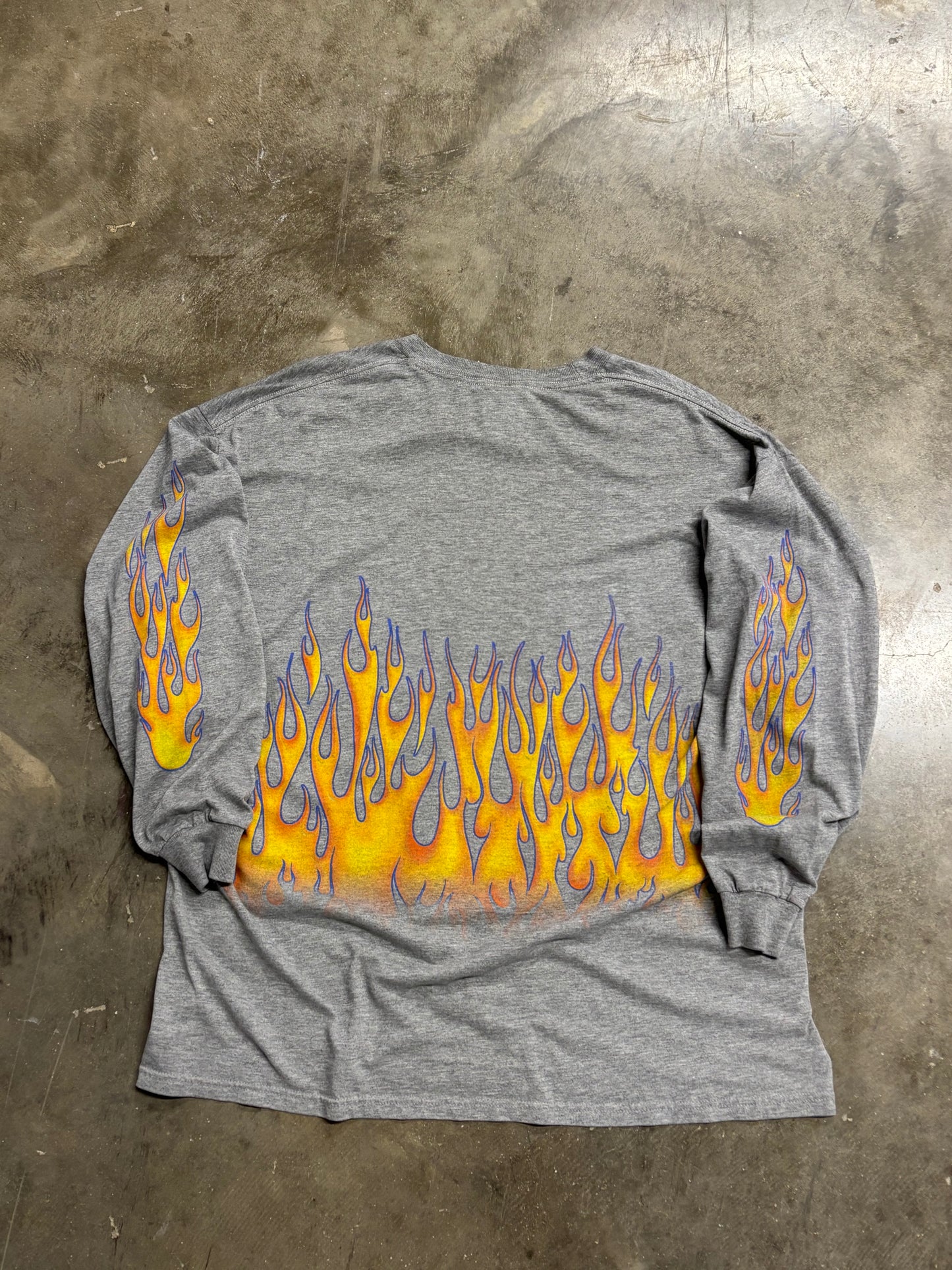Vintage Harley Davidson screaming eagle rising flame long sleeve size xl