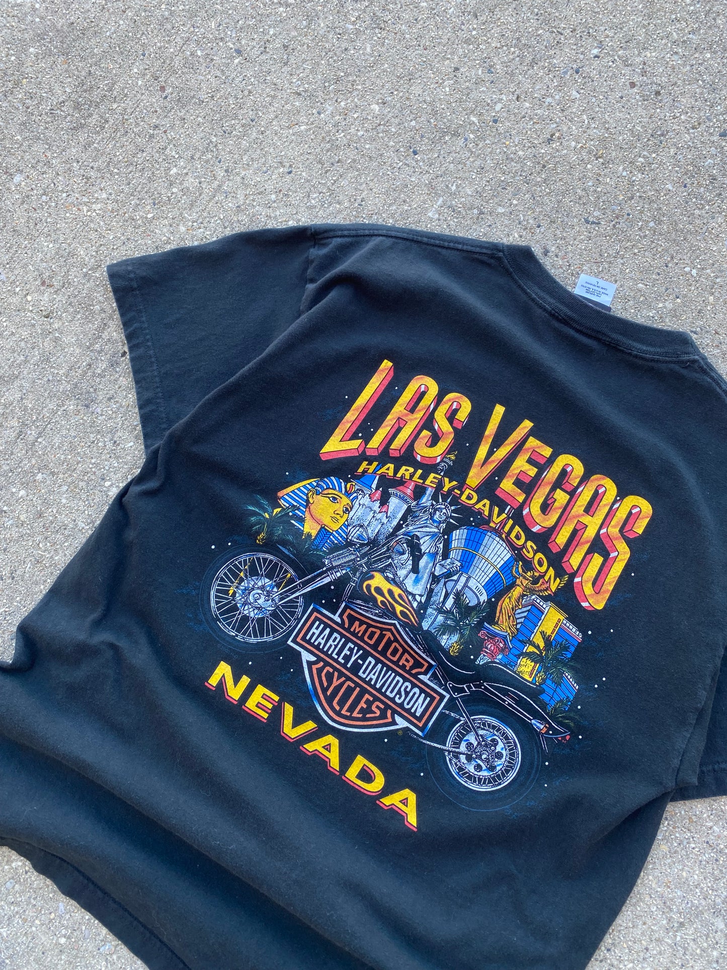 Vintage Harley Davidson Flaming shield Las Vegas shirt size large