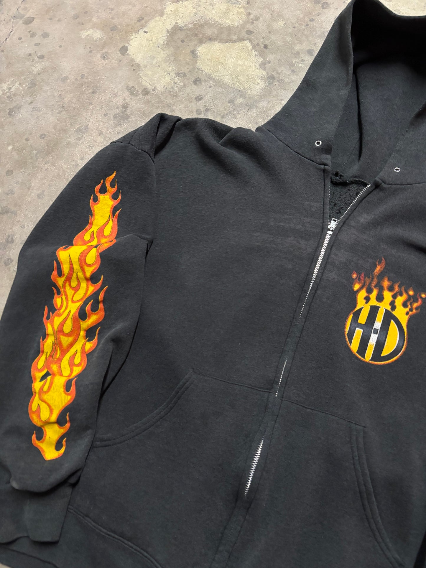 Vintage Harley Davidson Flaming Logo zip up hoodie size XXL
