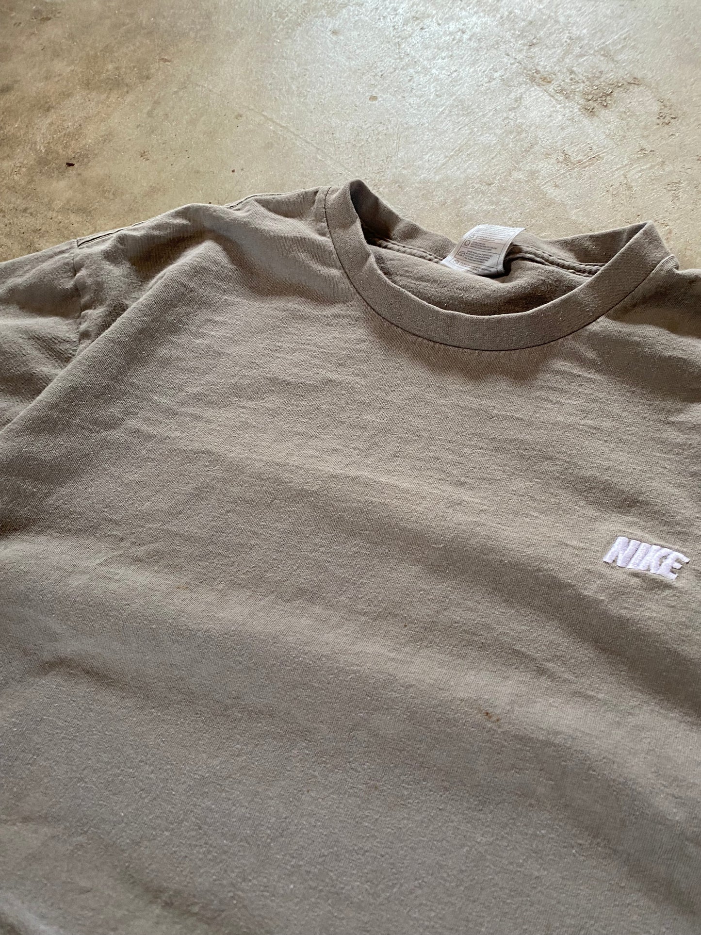 Y2K Nike Earth Tone Side logo shirt size medium