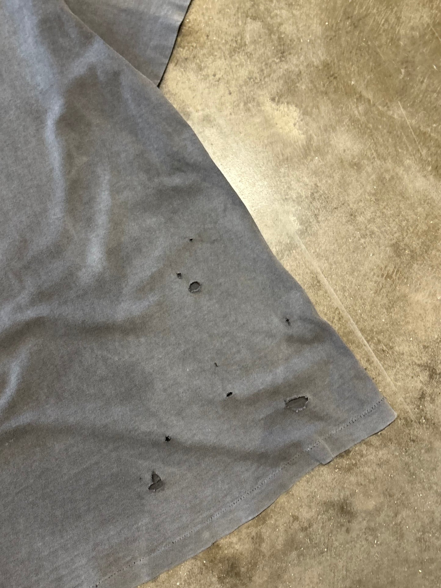 Vintage Smoked and Thrashed Bob Marley shirt size xl