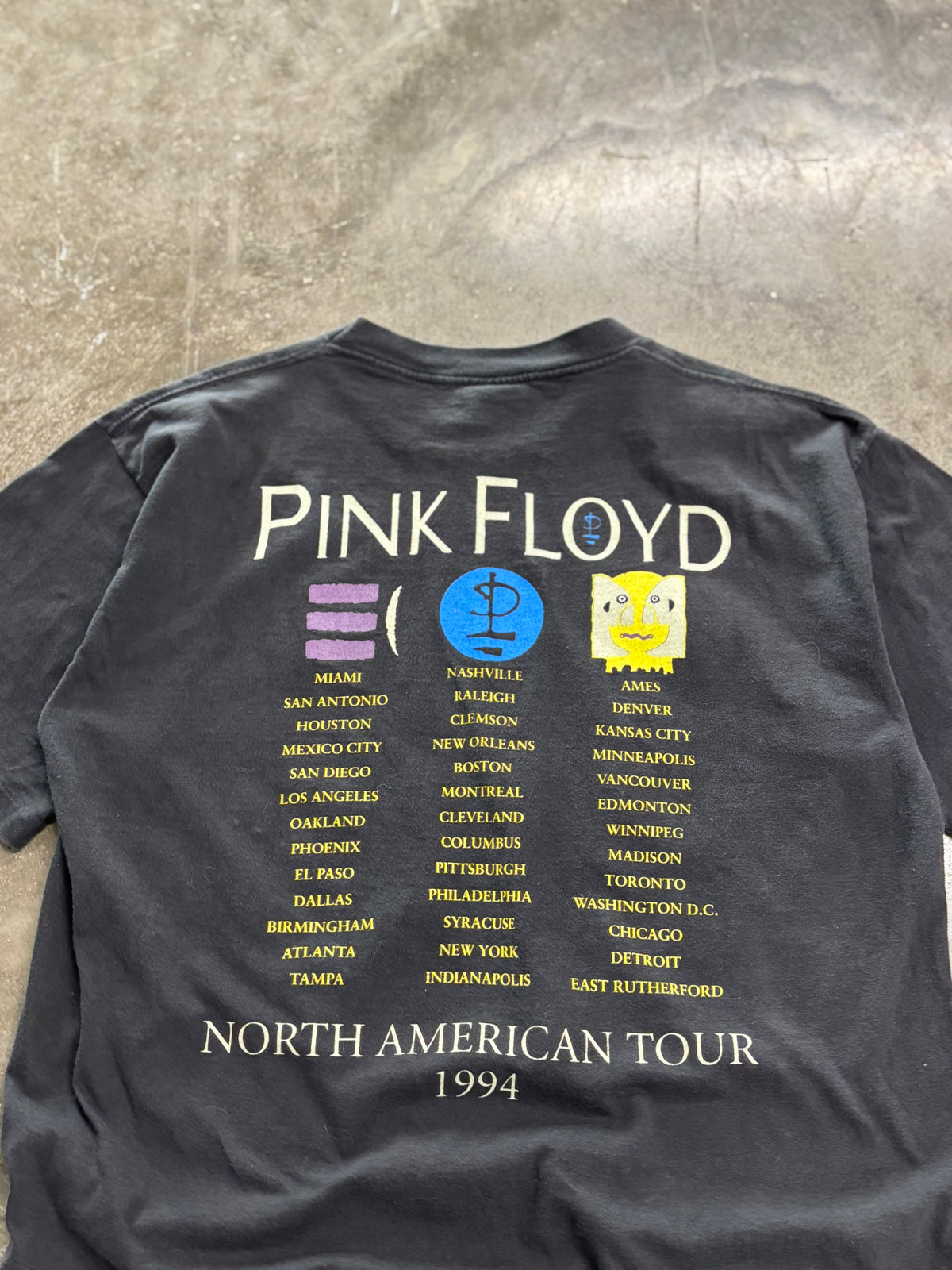 Vintage Pink Floyd Division bell shirt size xl