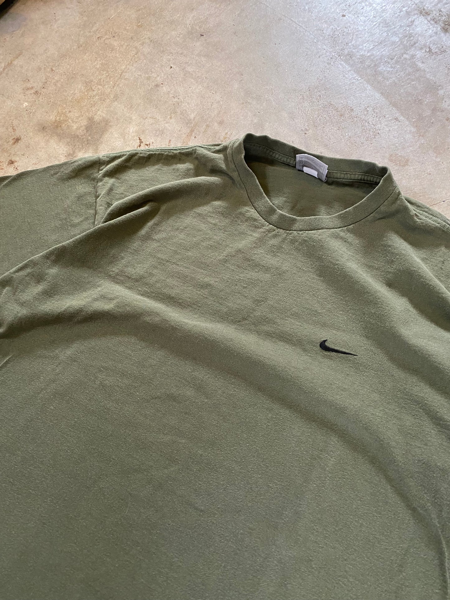 Vintage Nike Side Swoosh Earth Tone shirt Size XL