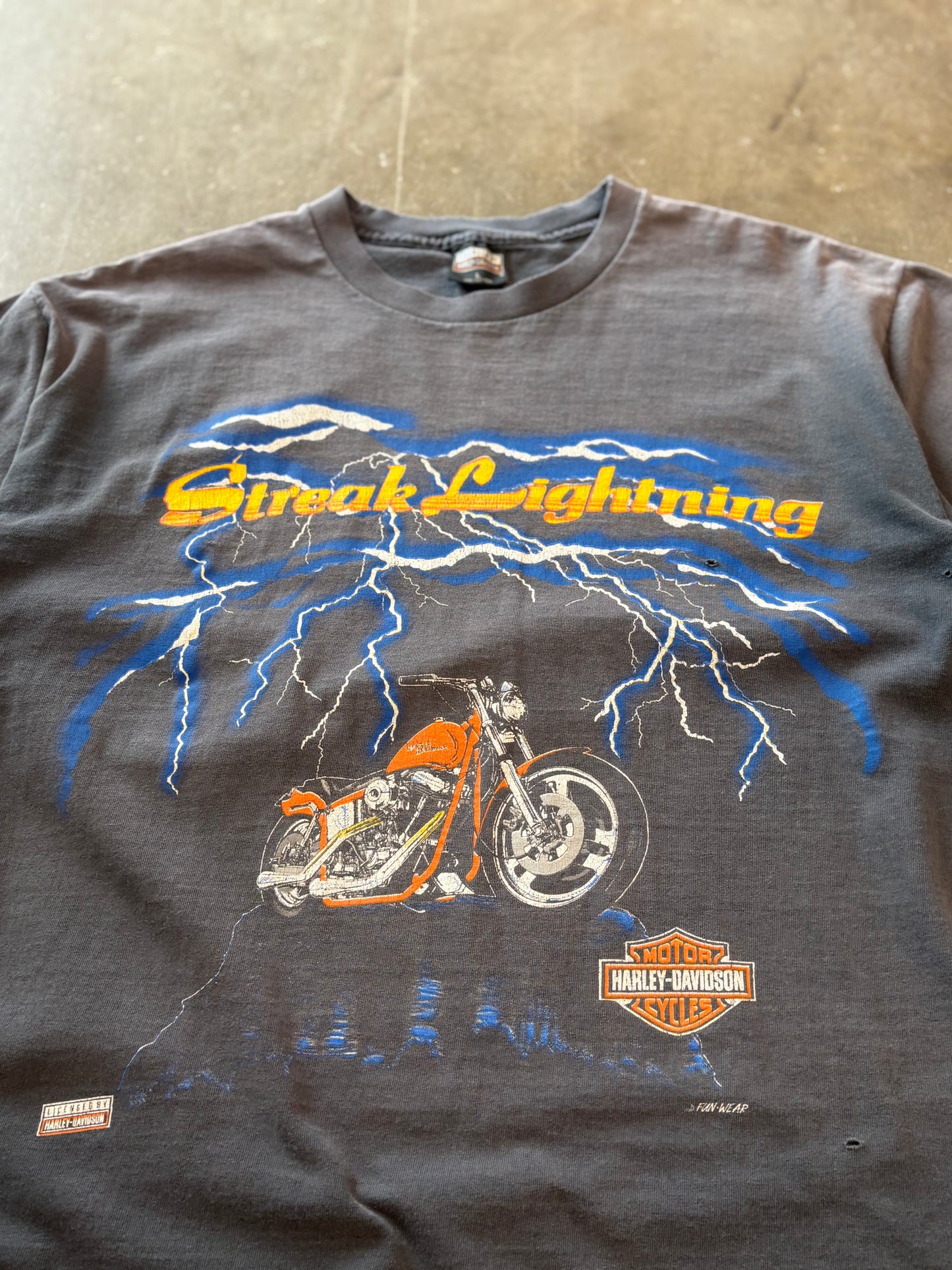 Vintage Harley Davidson Lightning shirt size large