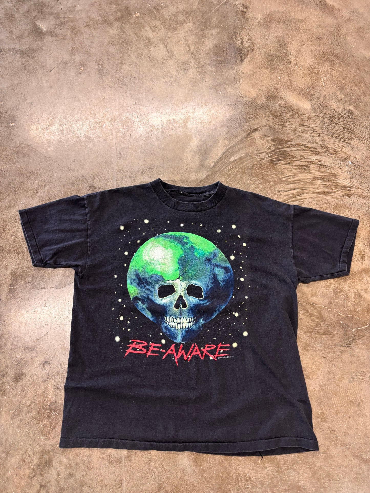 Vintage Wild Oats Be-Aware skull earth shirt size large