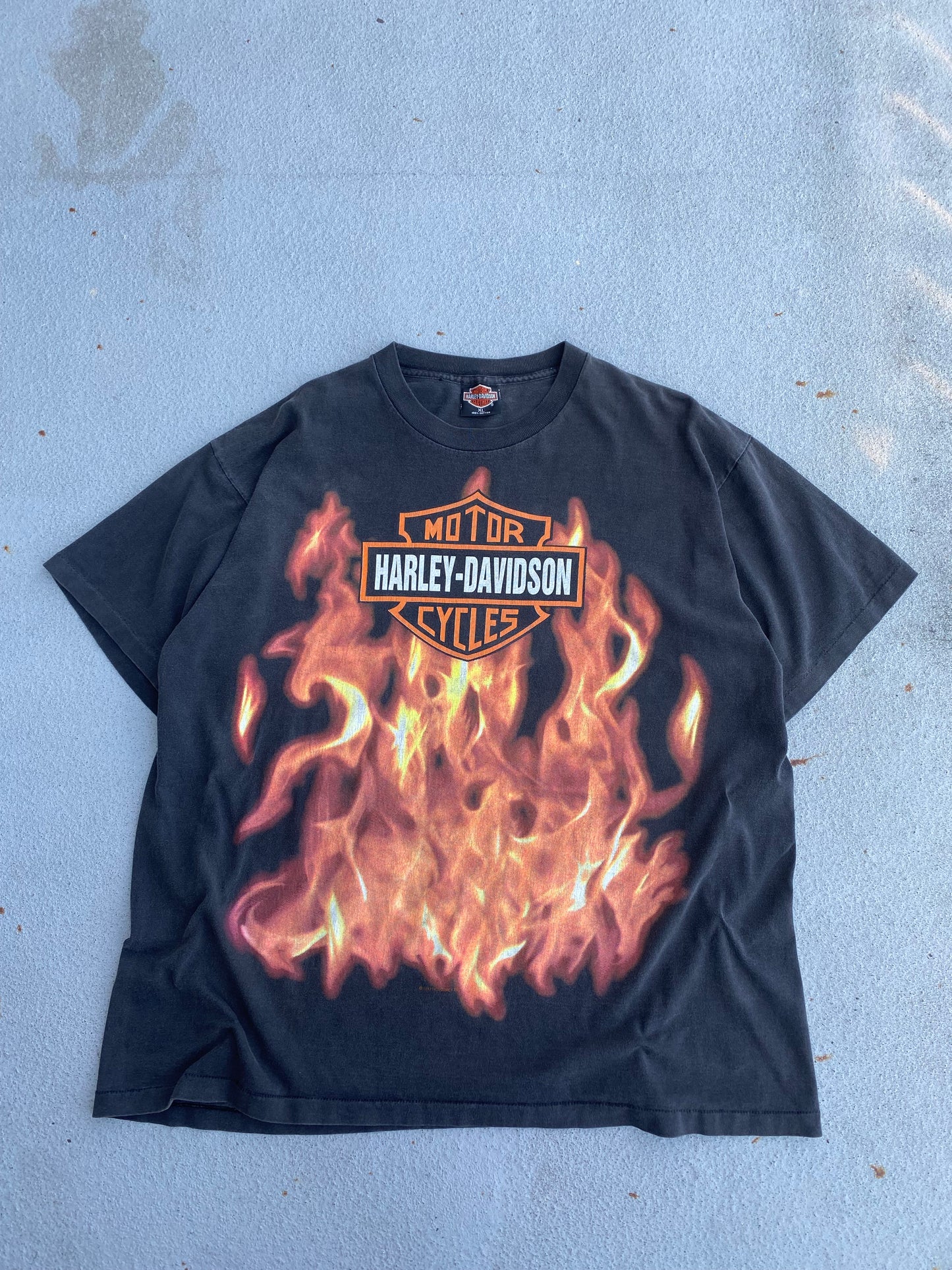 Vintage Harley Rising Flame Big shield shirt size XL