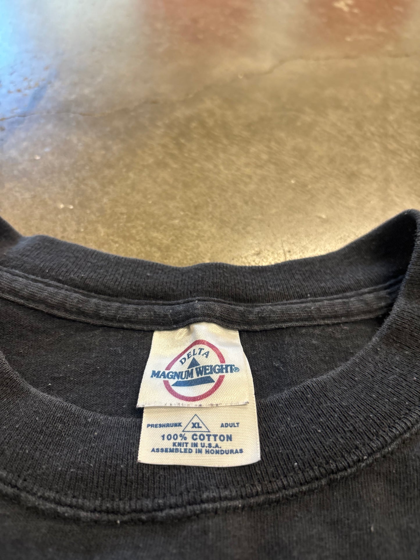 Vintage middle finger shirt size xl