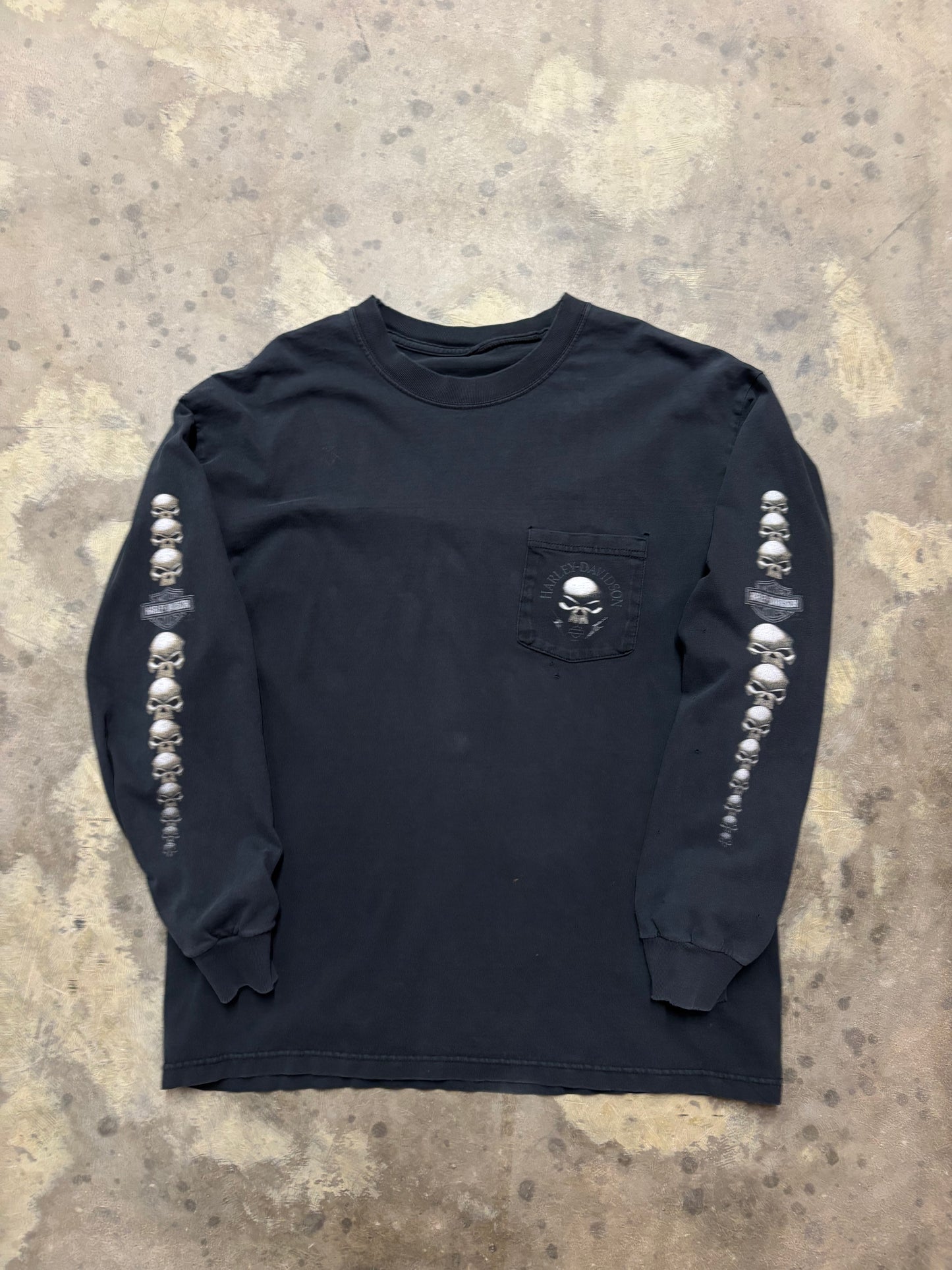 Vintage faded Harley Davidson skull pocket long sleeve size extra large