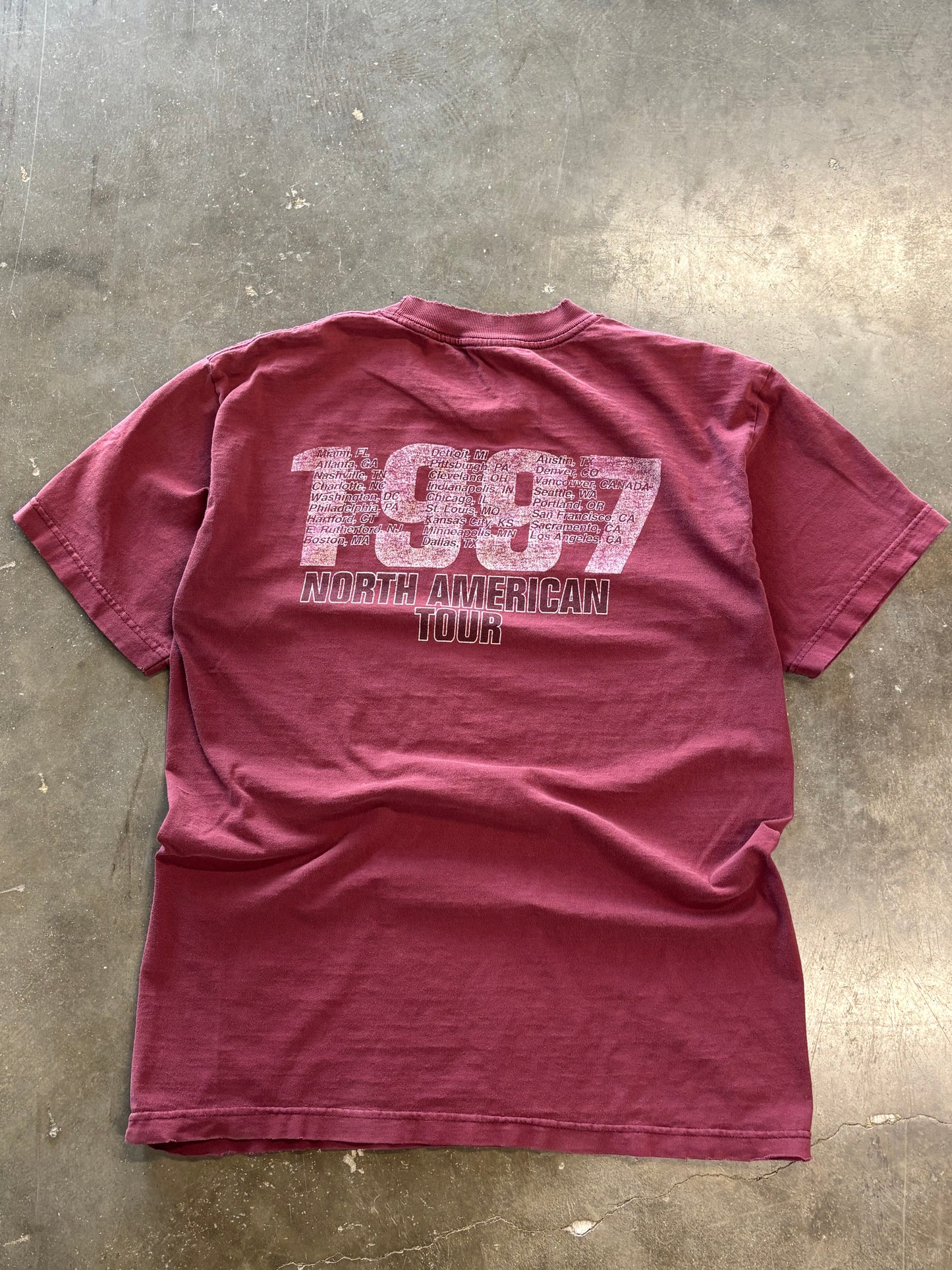 Vintage 1997 Rage Against the Machine shirt size large