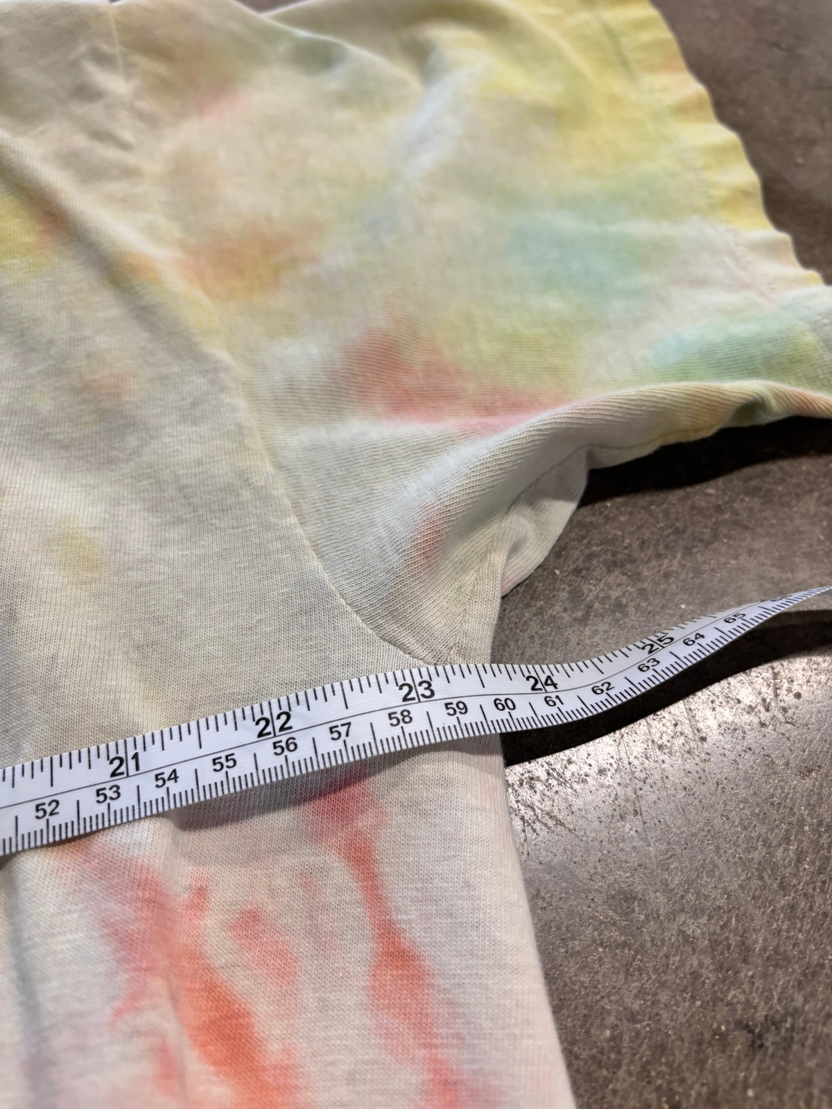 Vintage Tie Dye Pink Floyd Division Bell shirt size Extra large