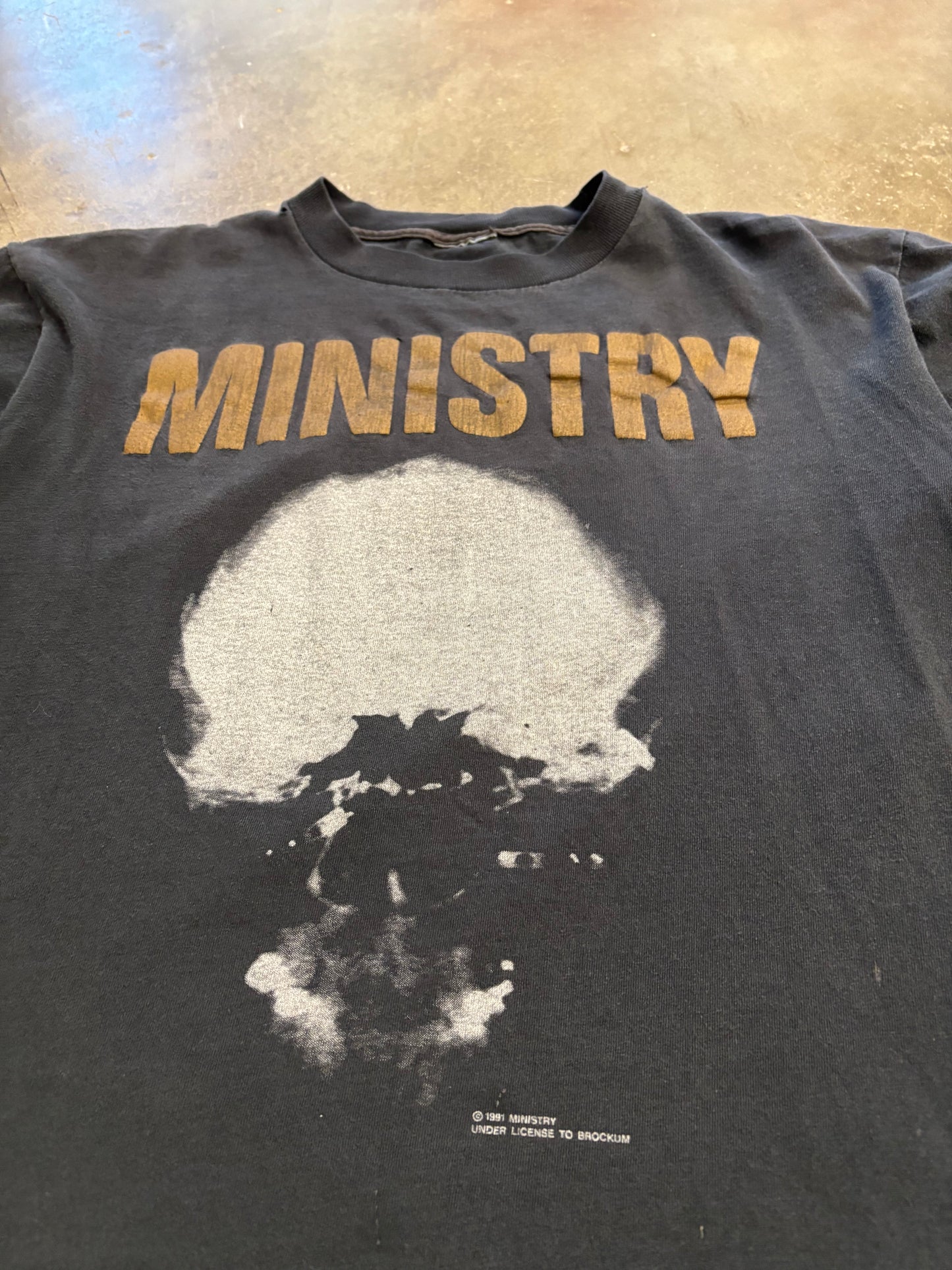 Vintage Ministry shirt size large