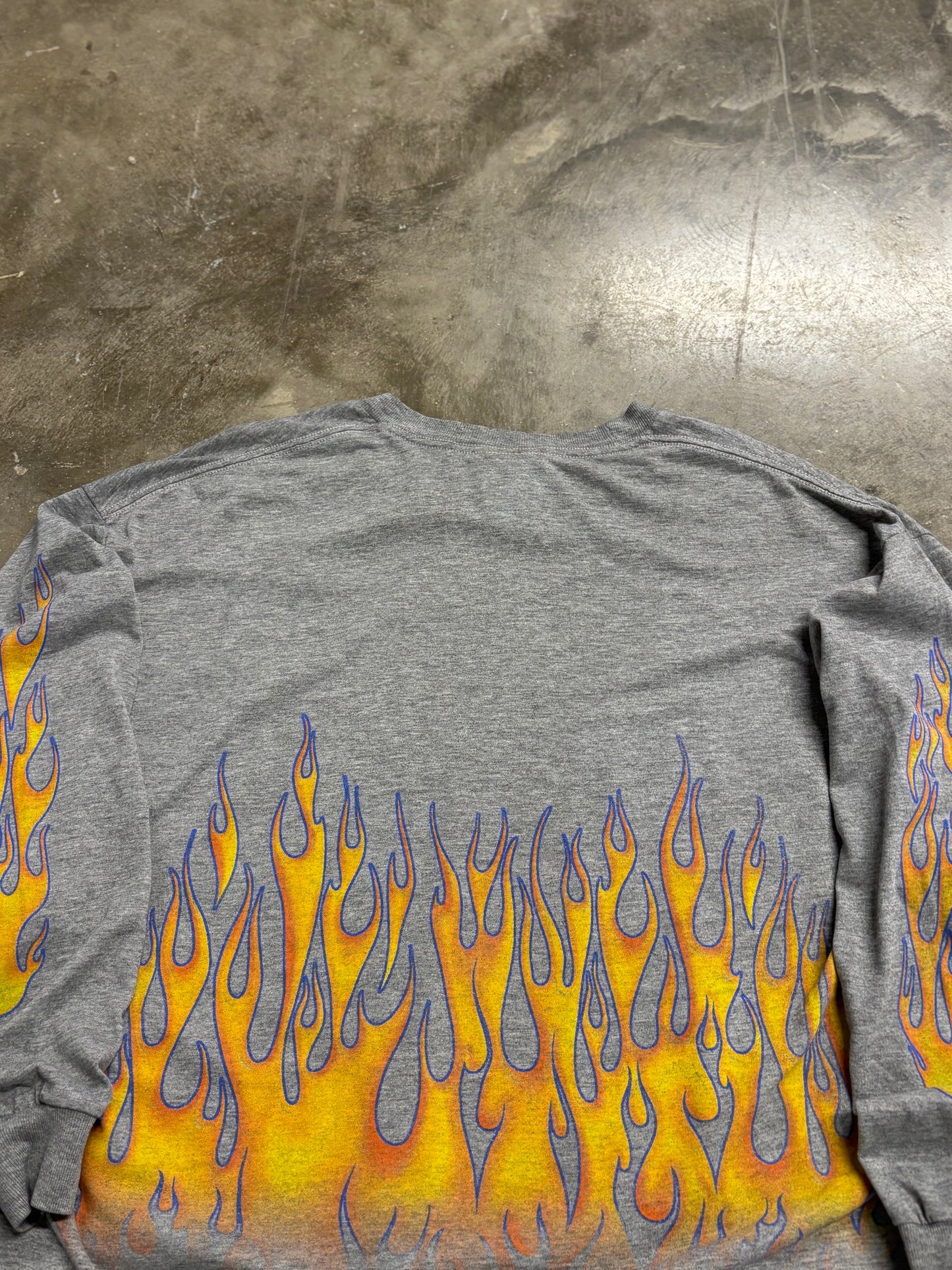 Vintage Harley Davidson screaming eagle rising flame long sleeve size xl