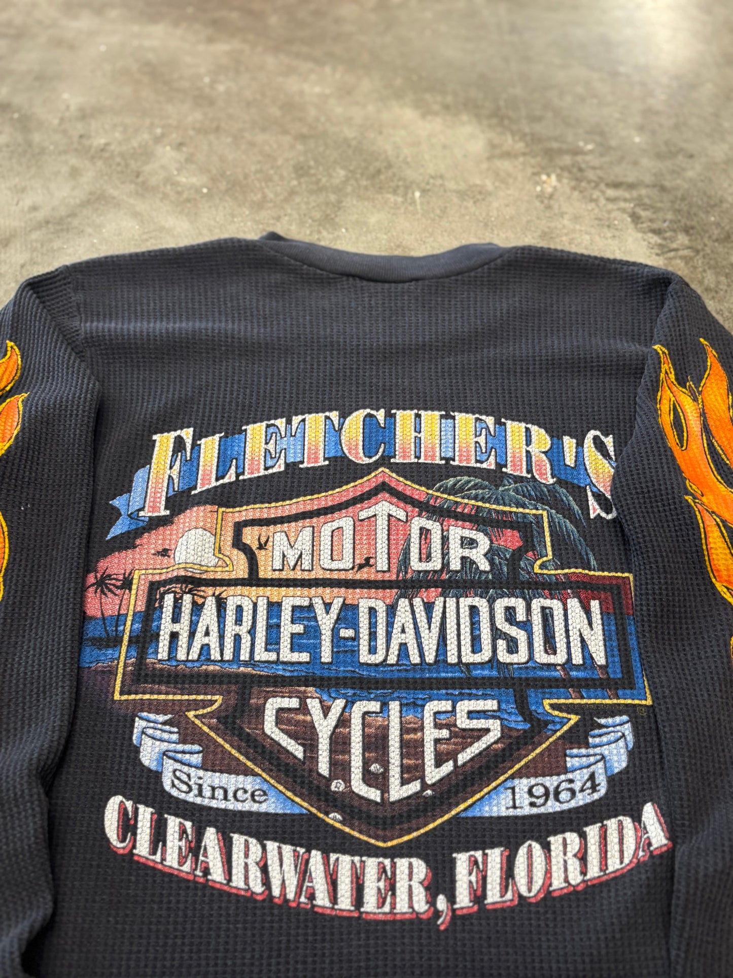 Vintage Harley Davidson Flame sleeve thermal size large