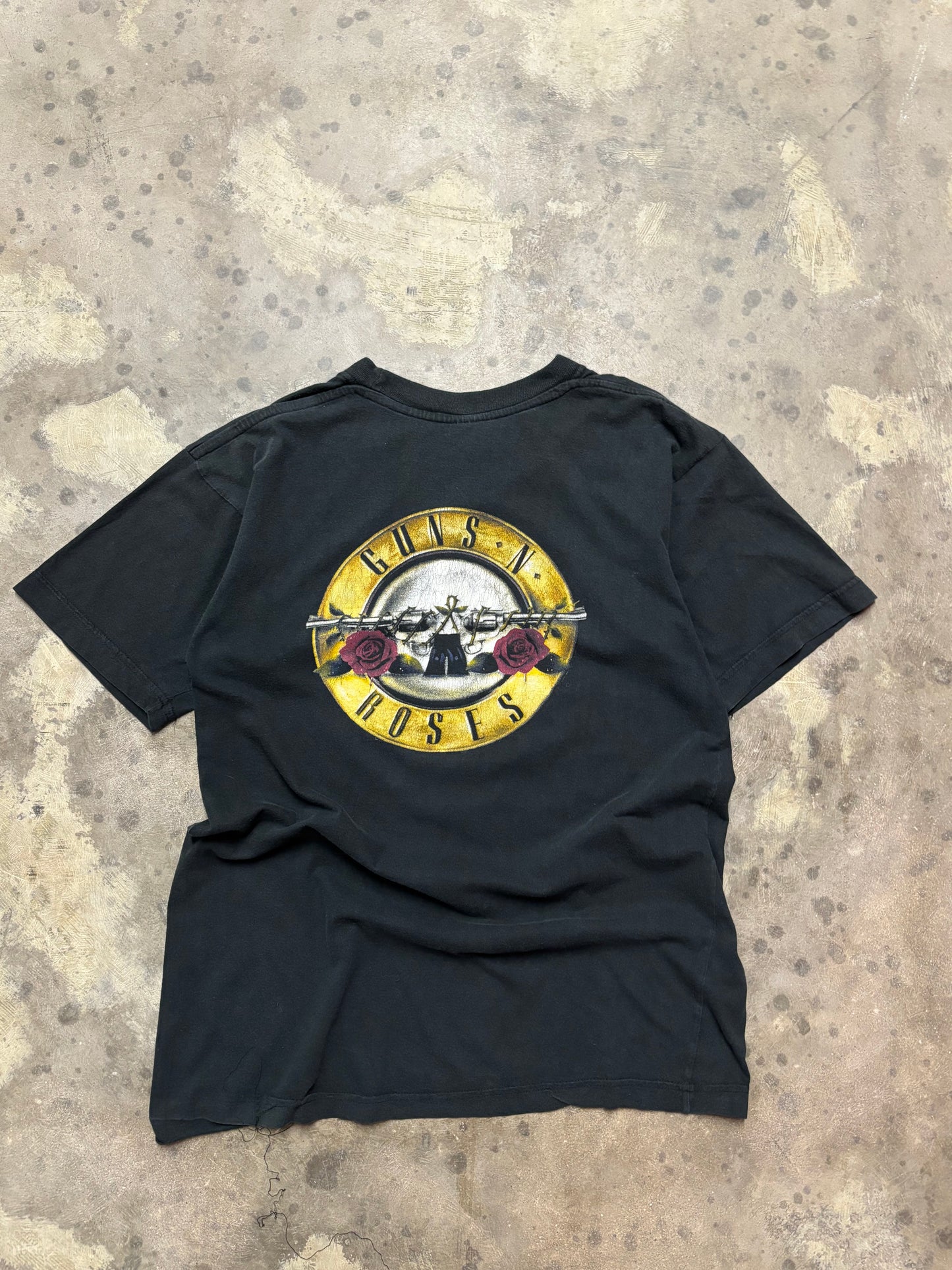 Vintage Guns n Roses shirt size large