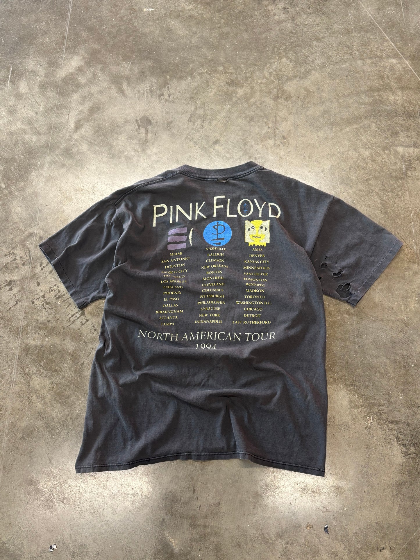Vintage Pink Floyd shirt size extra large