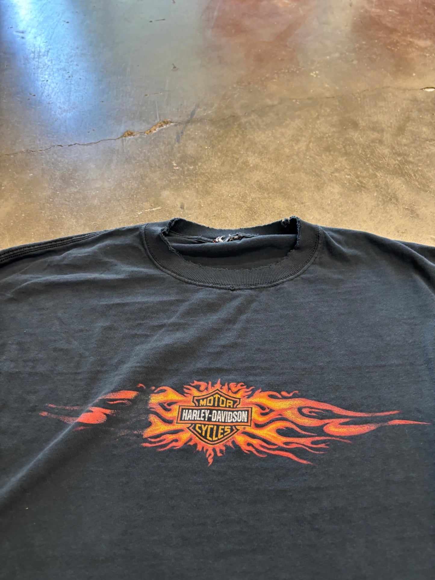 Thrashed Vintage Harley skull flame long sleeve size xxl