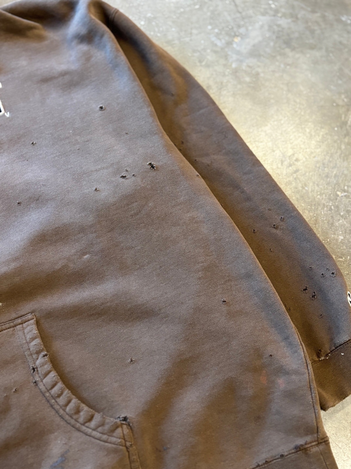 Vintage Thrashed and Faded Independent hoodie size xl